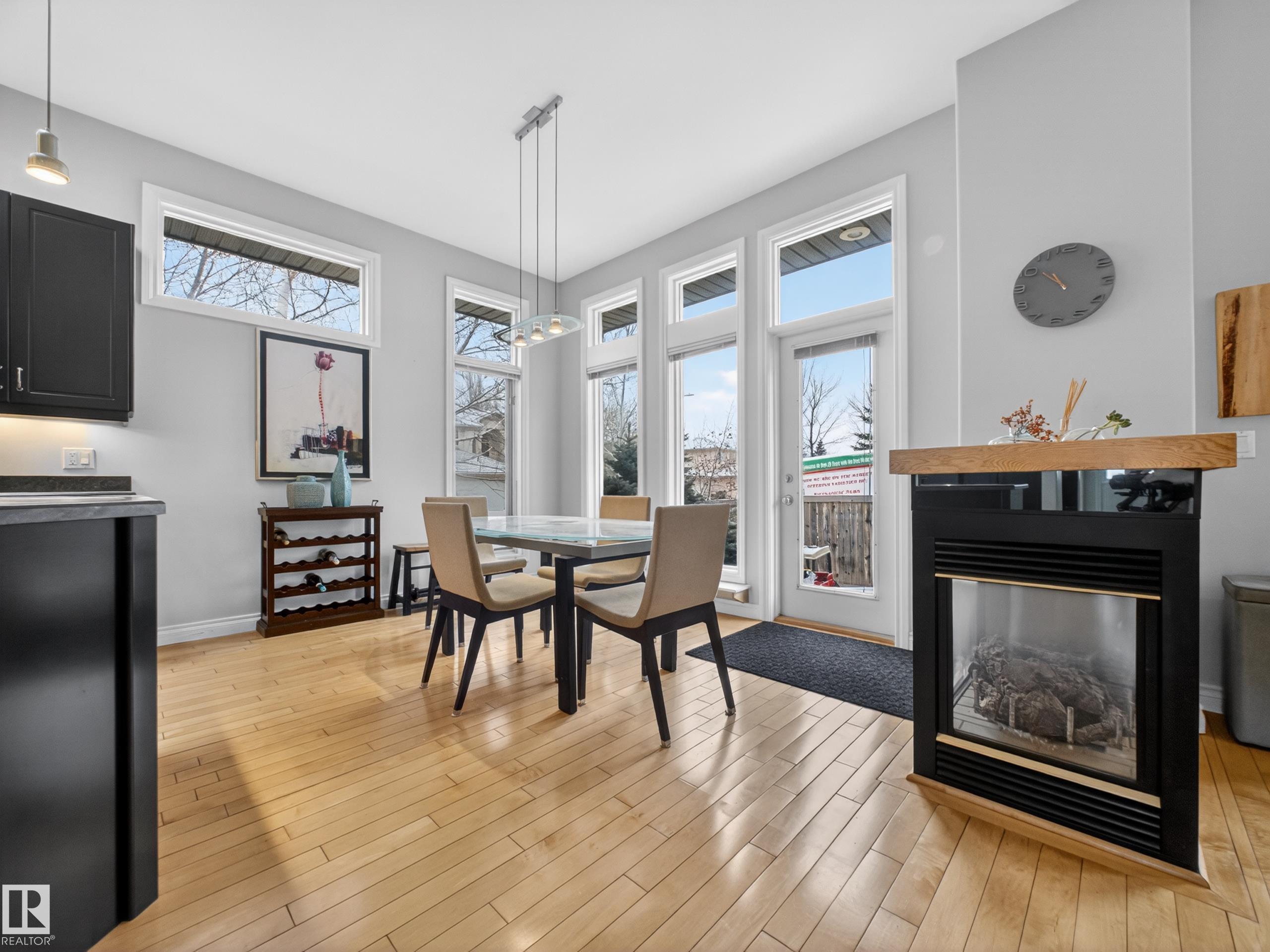 https://zimg.paragon.ice.com/ParagonImages/Property/PM/RAE/225401134/17/0/0/aa2b941c8f3166c8b956382f1f50c934/1/fadedb2aa5ce55db667bb08e76b5de62/225401134-9af462d4-d29e-4180-94af-fe505eceb4c0.JPG