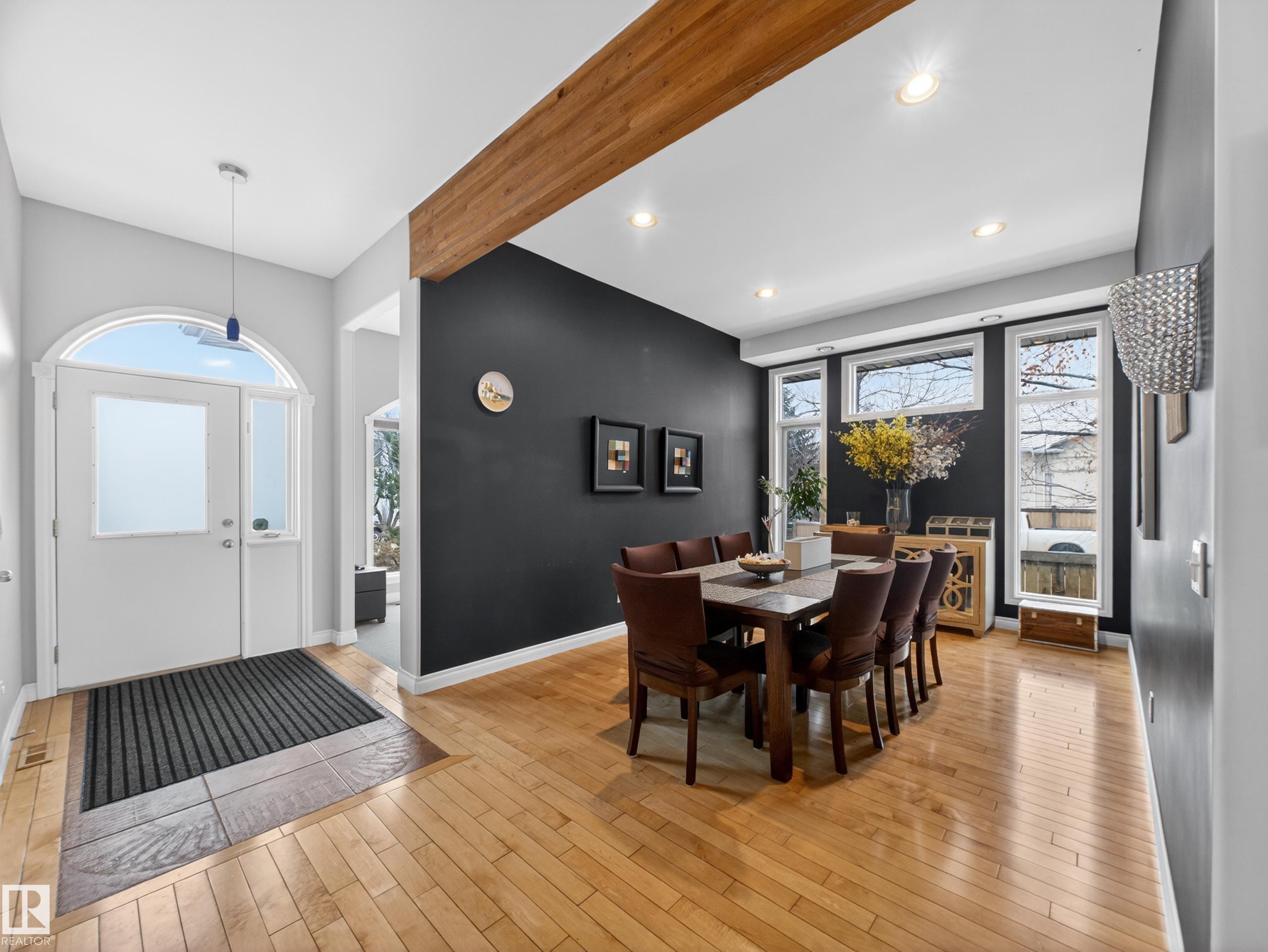 https://zimg.paragon.ice.com/ParagonImages/Property/PM/RAE/225401134/28/0/0/ff56e60644917852ad5b4b0144b73251/1/fadedb2aa5ce55db667bb08e76b5de62/225401134-4300618e-fda4-4e69-8a5e-f9330ec5bcc5.JPG