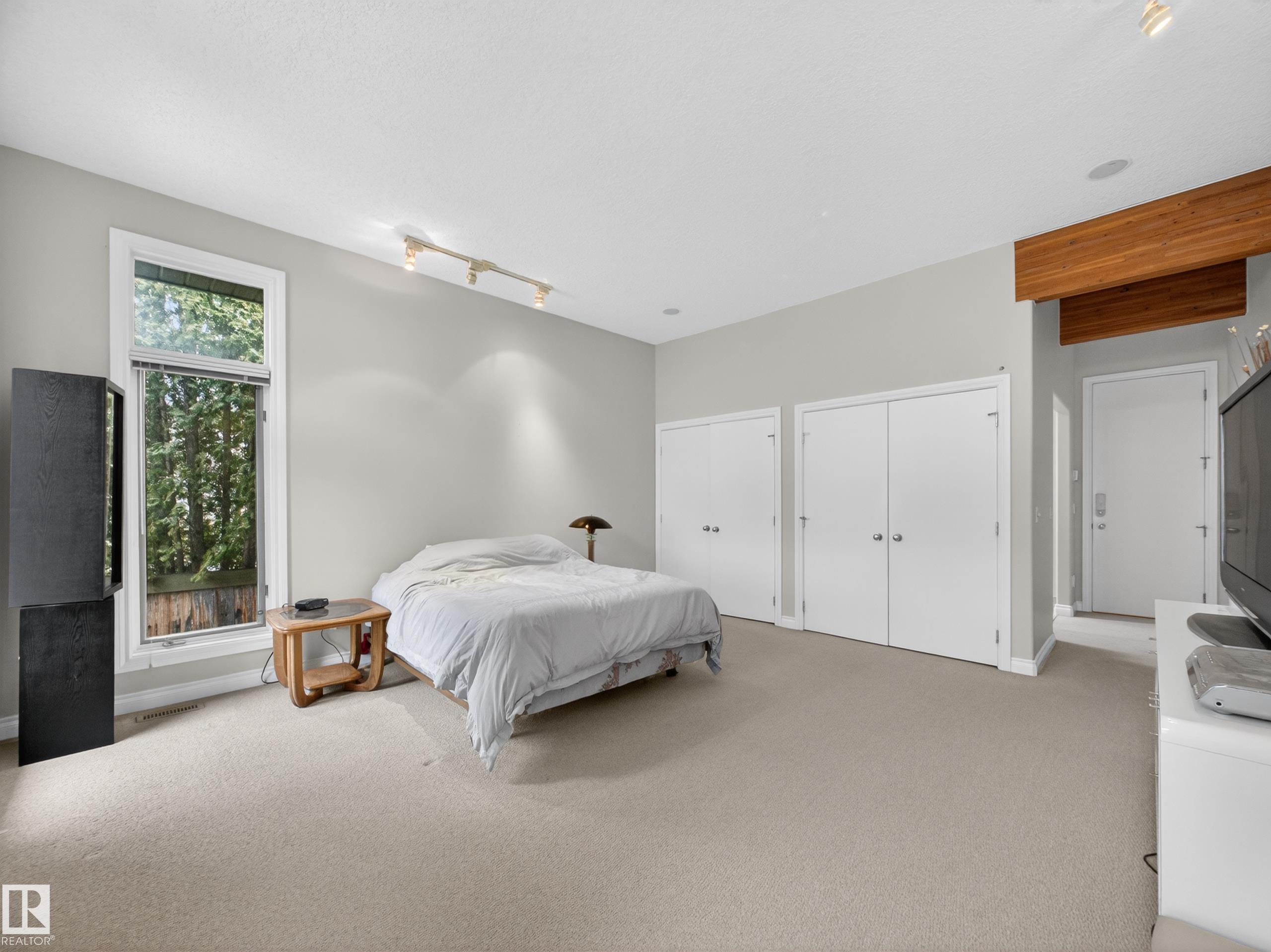 https://zimg.paragon.ice.com/ParagonImages/Property/PM/RAE/225401134/34/0/0/6d9020fa555873f5a29be140e9bd12cc/1/fadedb2aa5ce55db667bb08e76b5de62/225401134-6bc63628-0d2d-4343-9dba-56a6bea866db.JPG