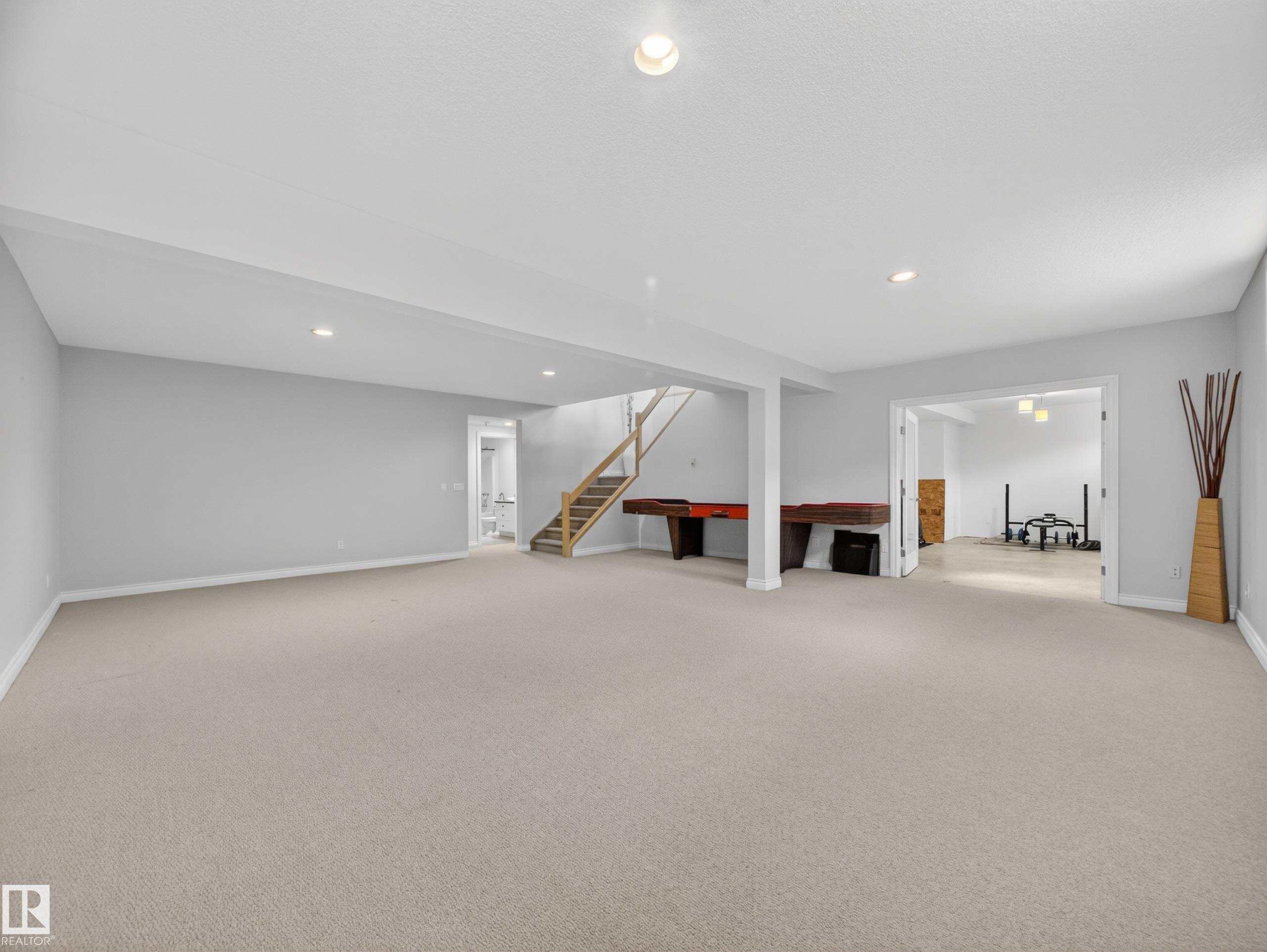 https://zimg.paragon.ice.com/ParagonImages/Property/PM/RAE/225401134/45/0/0/3a7b7def74730f6b815784c3f82c67b1/1/fadedb2aa5ce55db667bb08e76b5de62/225401134-bf6012a6-78cf-4247-a50a-87cd17b074f6.JPG