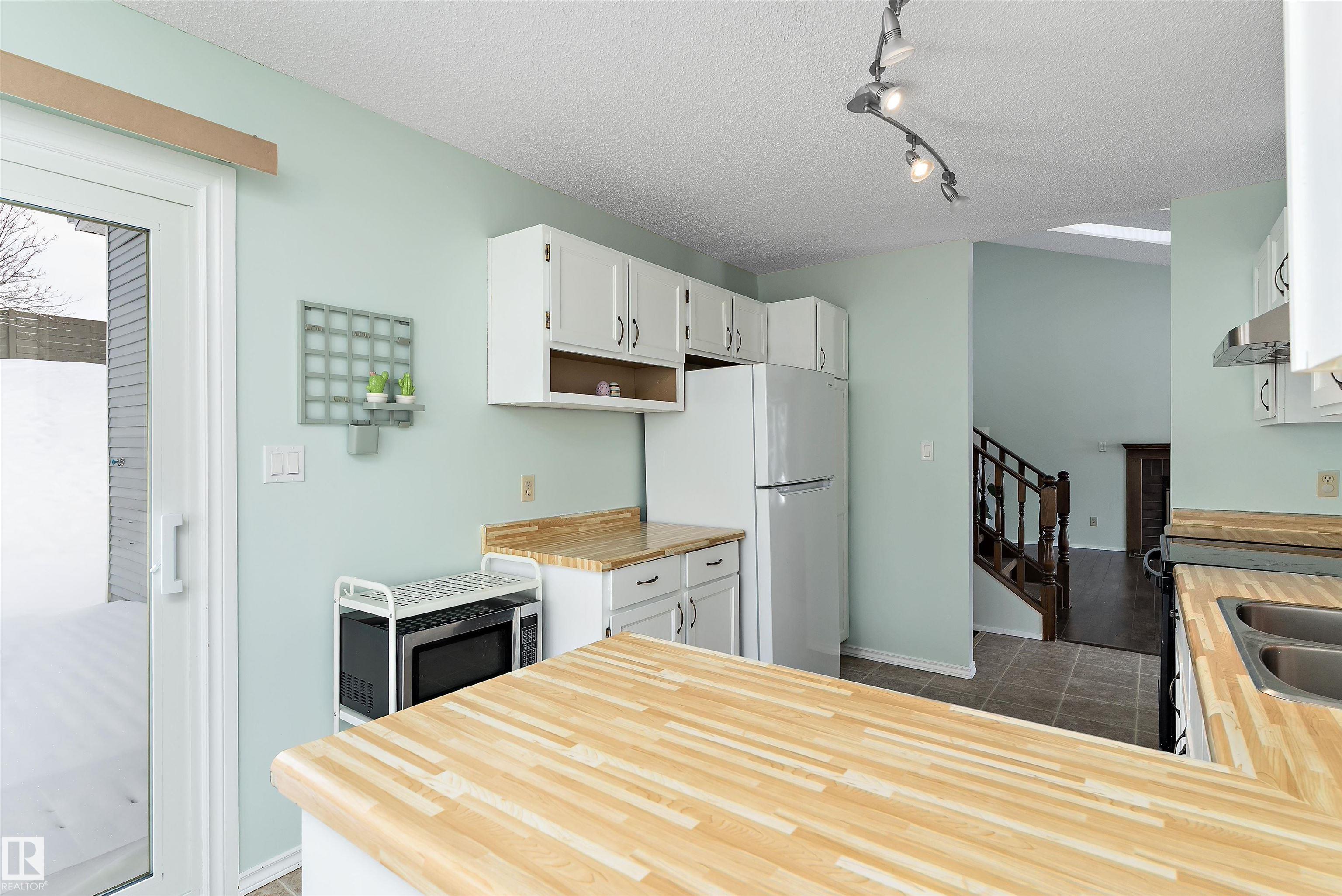 Photo 17 at 1511 104 Street NW, Bearspaw, Edmonton