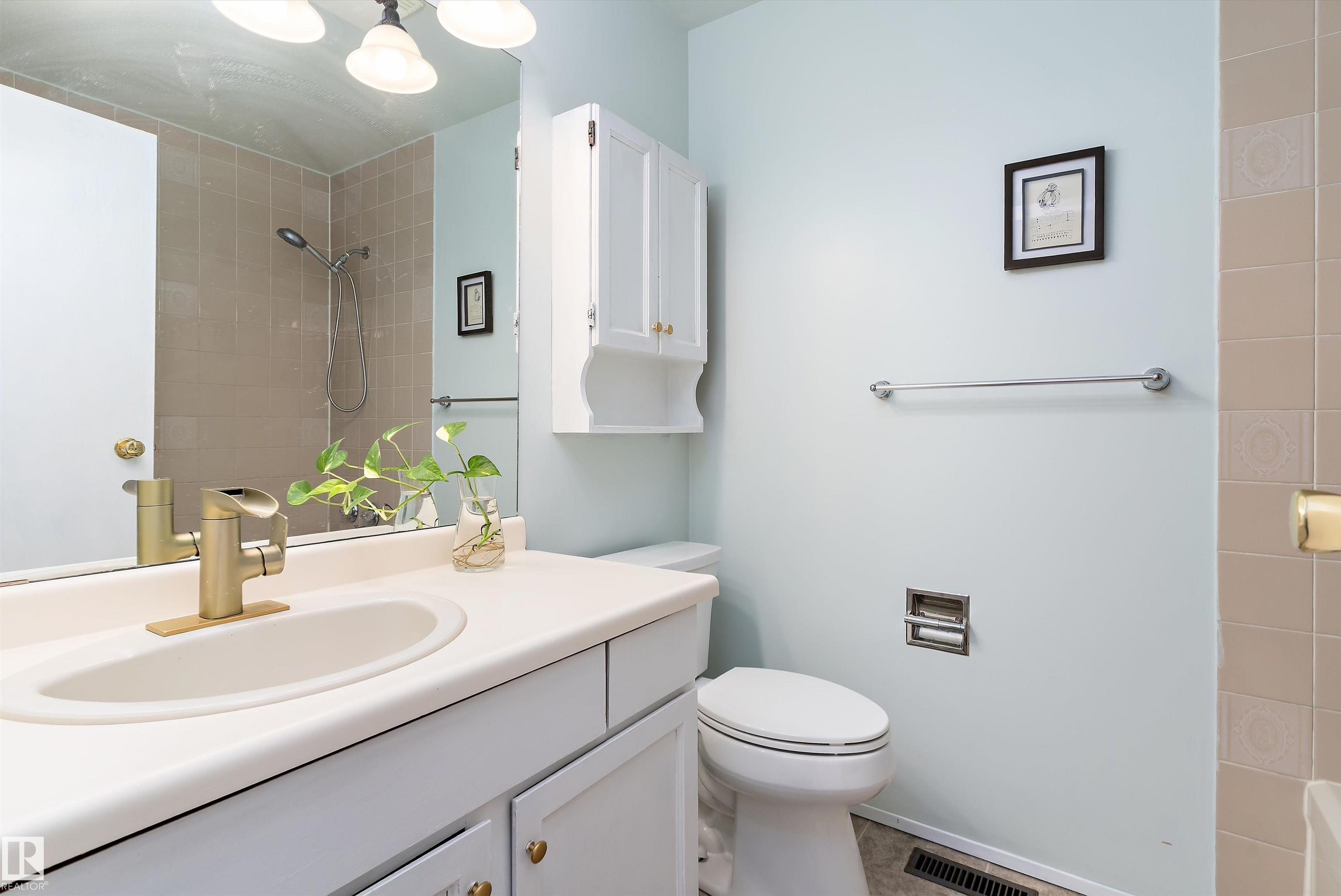 Photo 22 at 1511 104 Street NW, Bearspaw, Edmonton