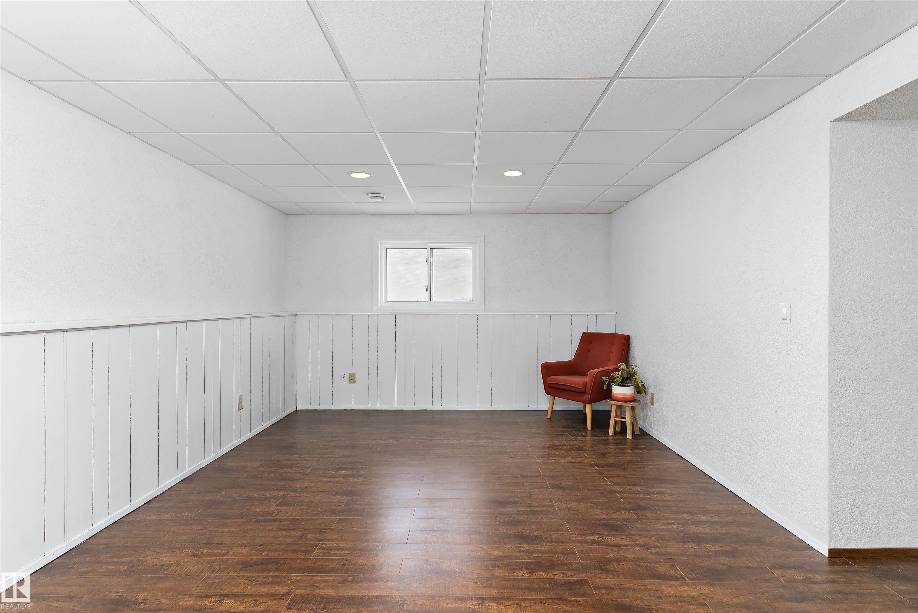 Photo 33 at 1511 104 Street NW, Bearspaw, Edmonton