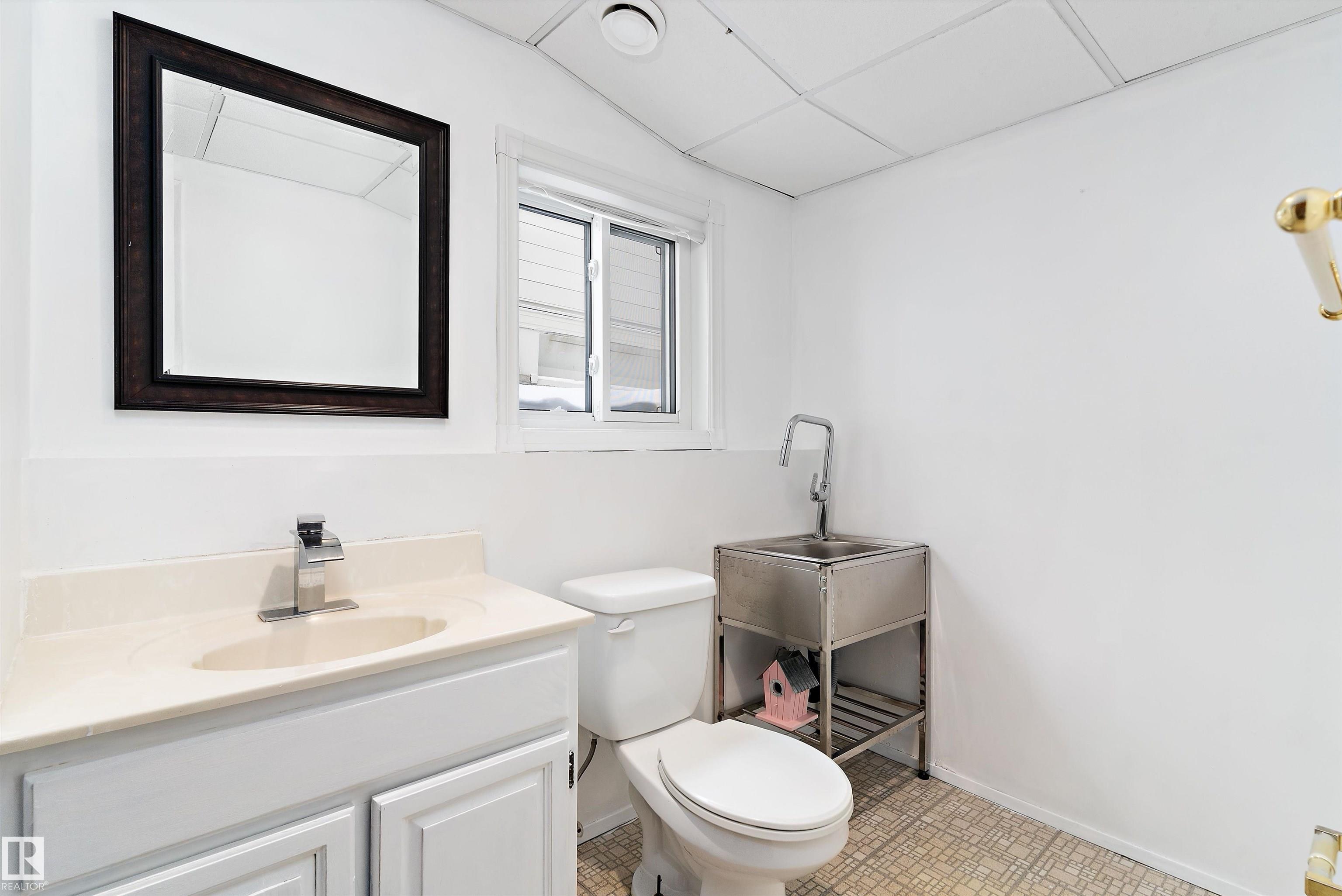 Photo 35 at 1511 104 Street NW, Bearspaw, Edmonton