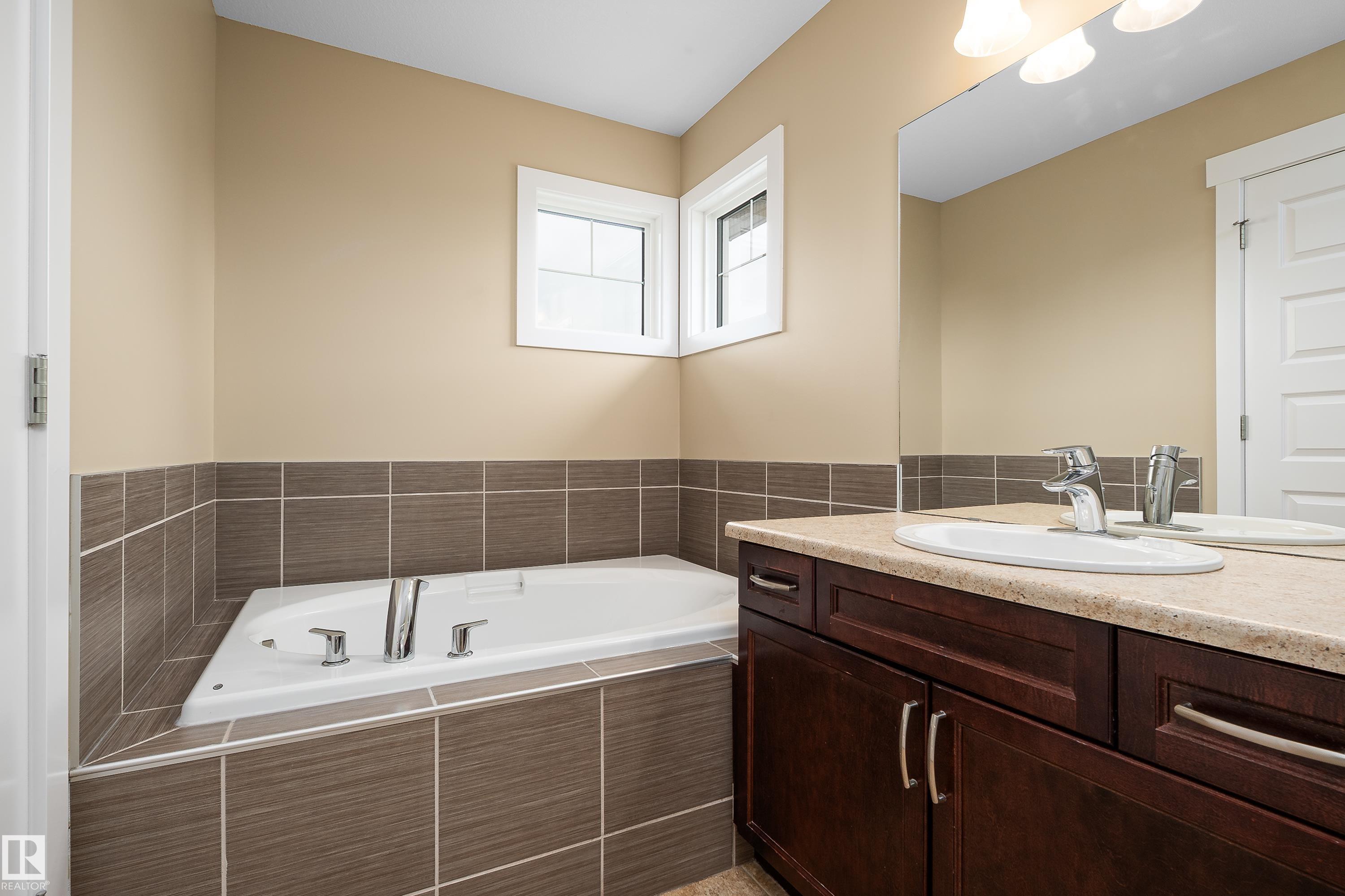 Photo 23 at 3420 Cutler Crescent SW, Chappelle Area, Edmonton