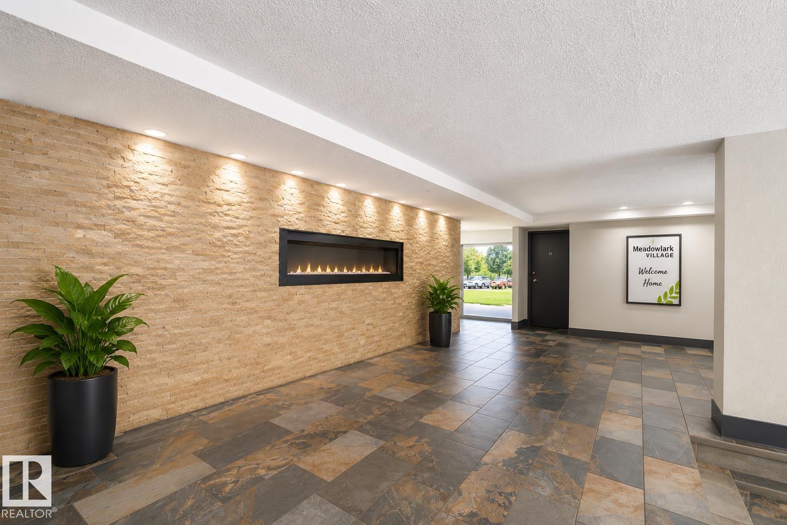 Photo 13 at 90 - 8745 165 Street NW, West Meadowlark Park, Edmonton