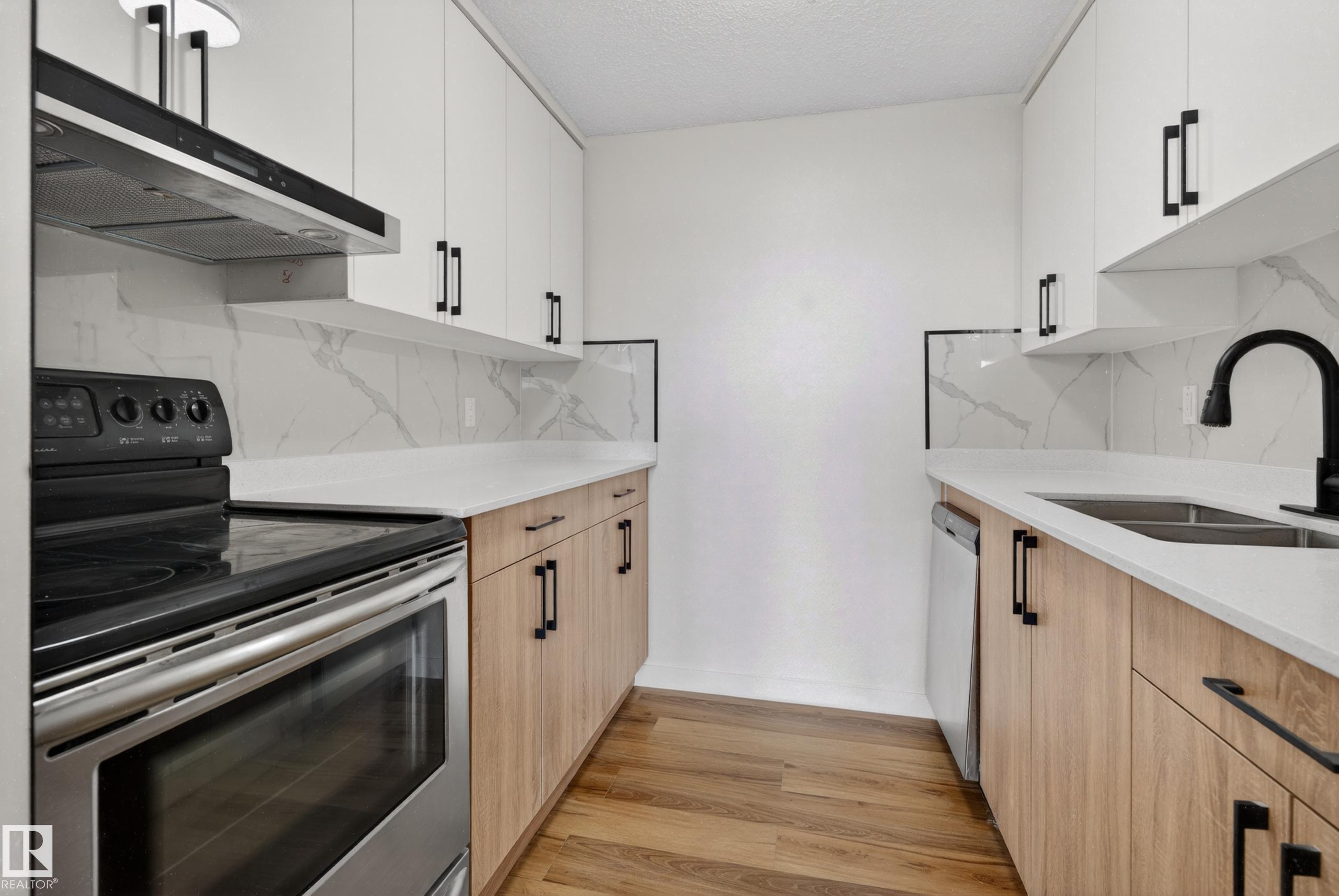 90 - 8745 165 Street NW, West Meadowlark Park, Edmonton