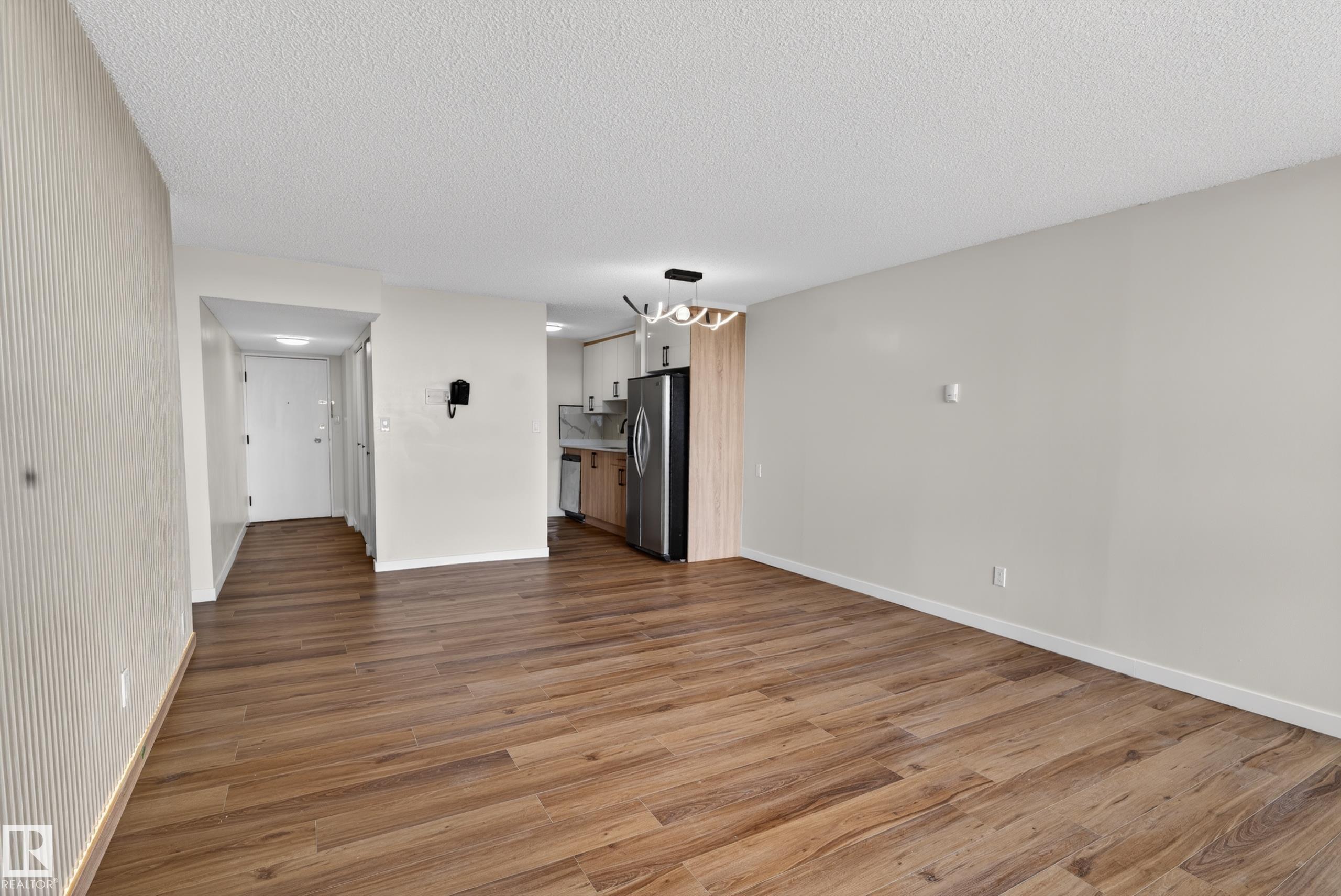 Photo 10 at 90 - 8745 165 Street NW, West Meadowlark Park, Edmonton
