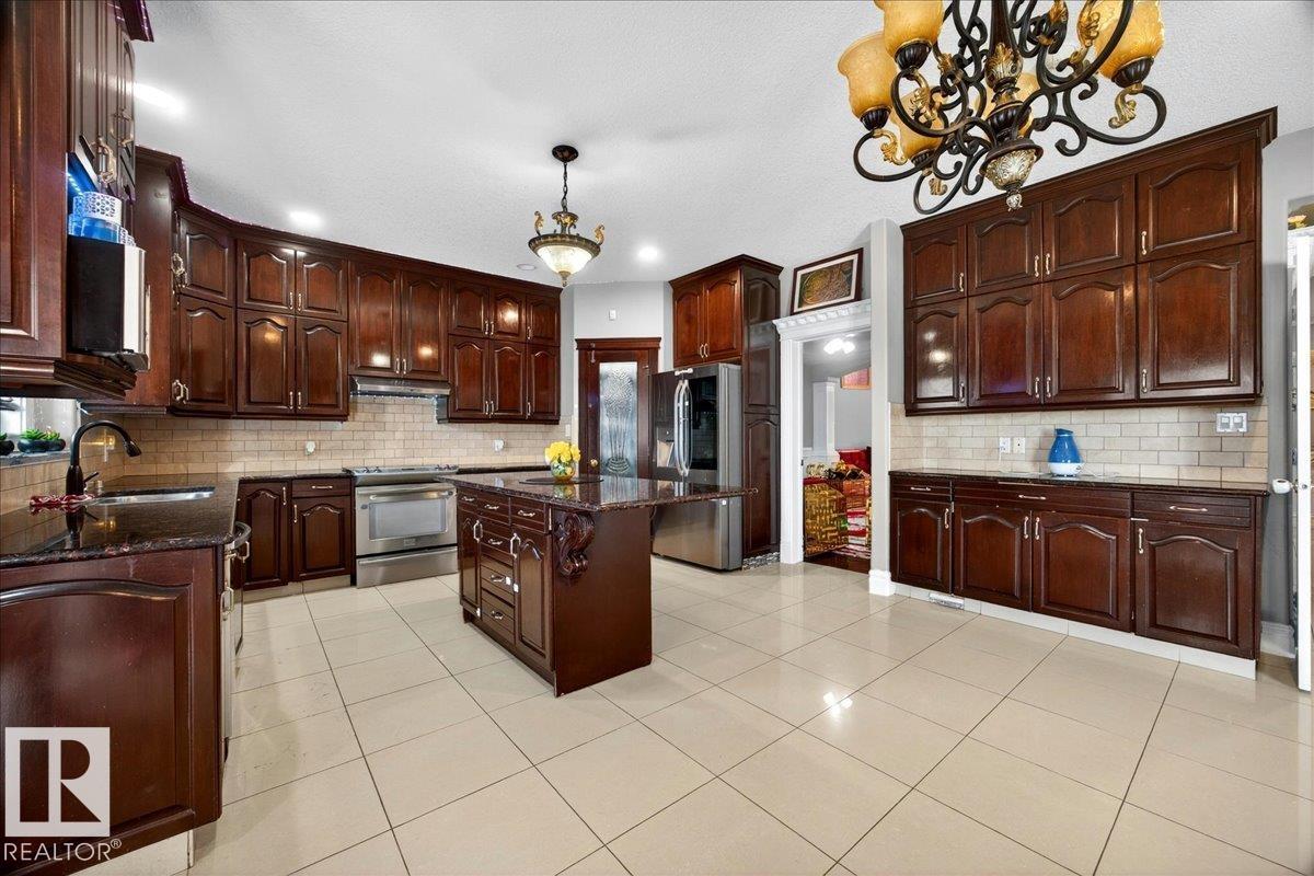 Photo 15 at 17419 110 Street NW, Chambery, Edmonton