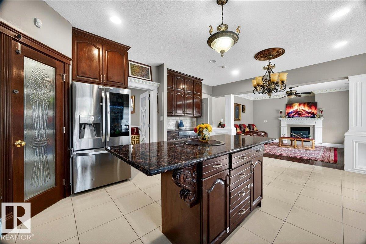 Photo 16 at 17419 110 Street NW, Chambery, Edmonton