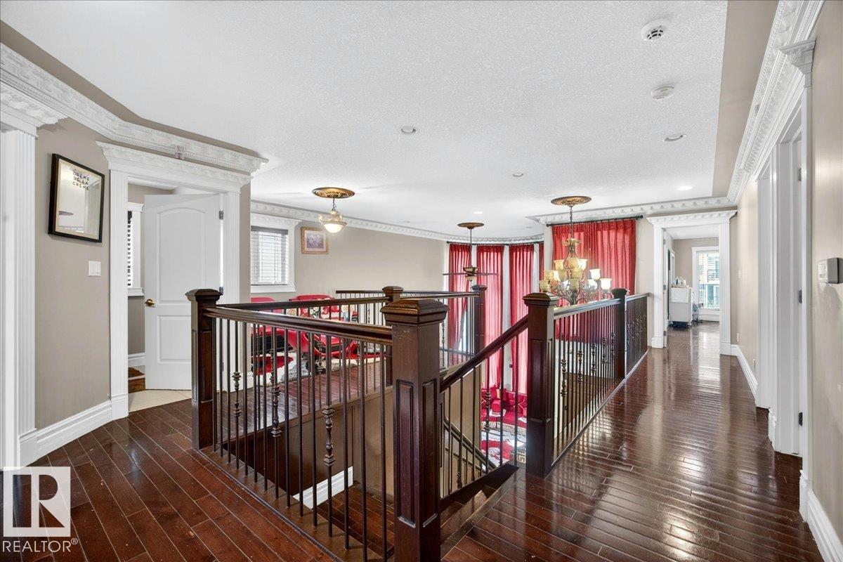 Photo 26 at 17419 110 Street NW, Chambery, Edmonton