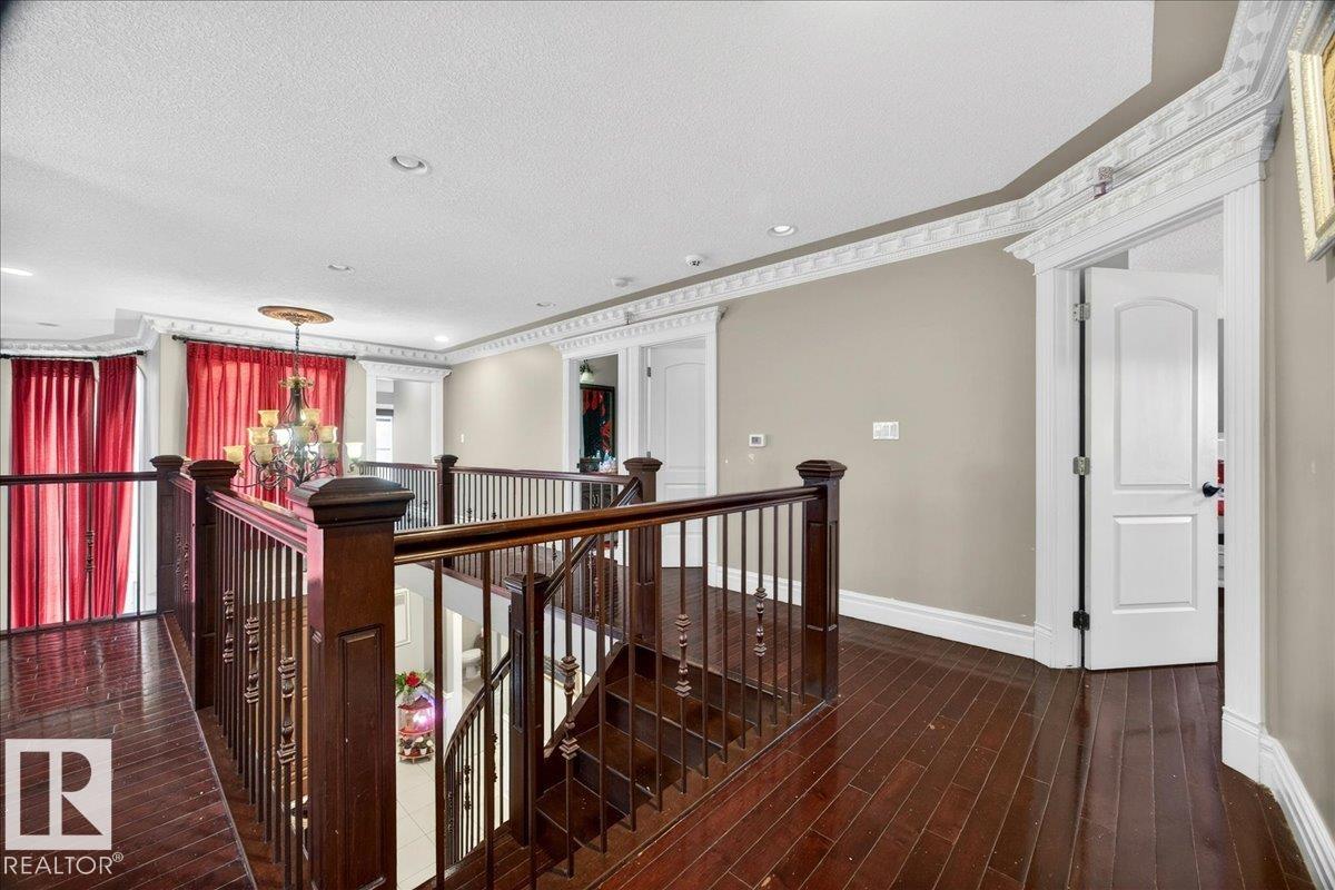 Photo 27 at 17419 110 Street NW, Chambery, Edmonton