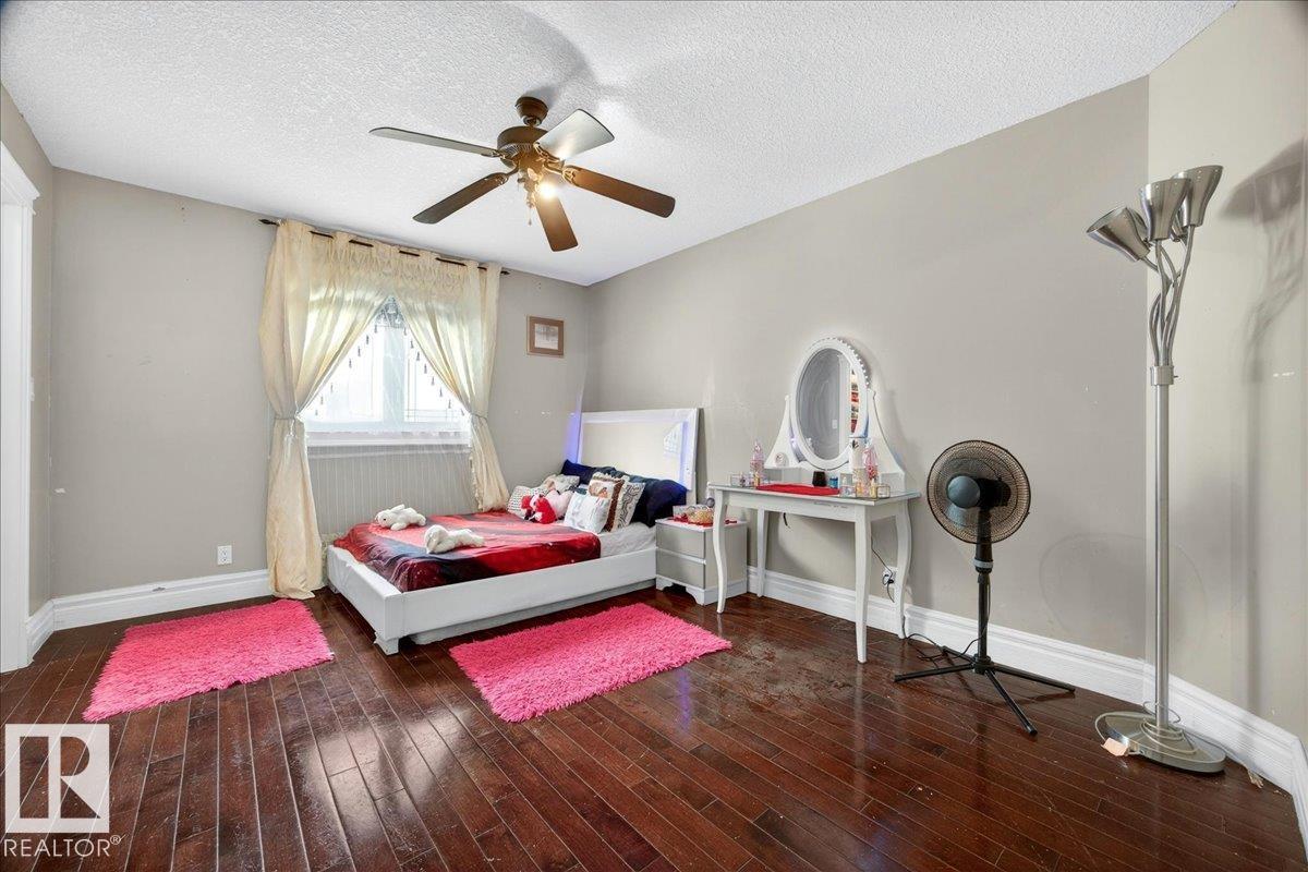 Photo 34 at 17419 110 Street NW, Chambery, Edmonton