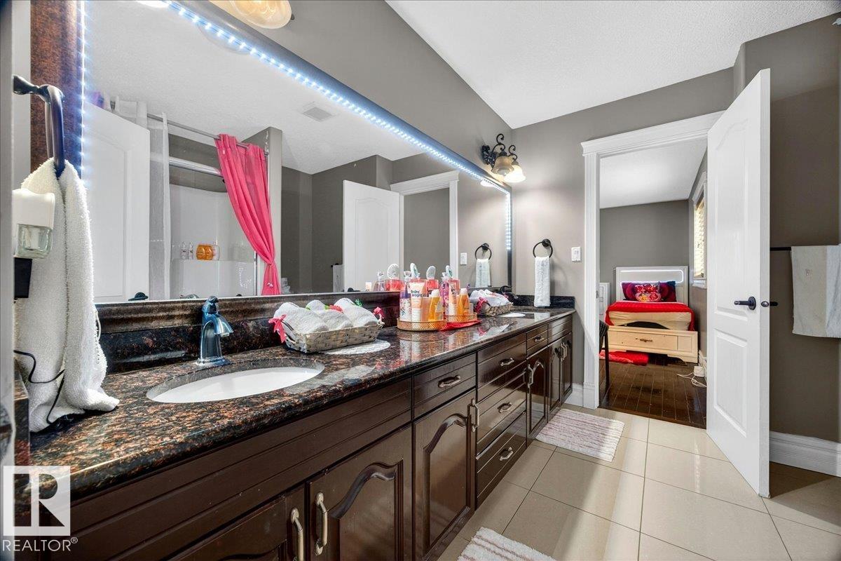 Photo 43 at 17419 110 Street NW, Chambery, Edmonton