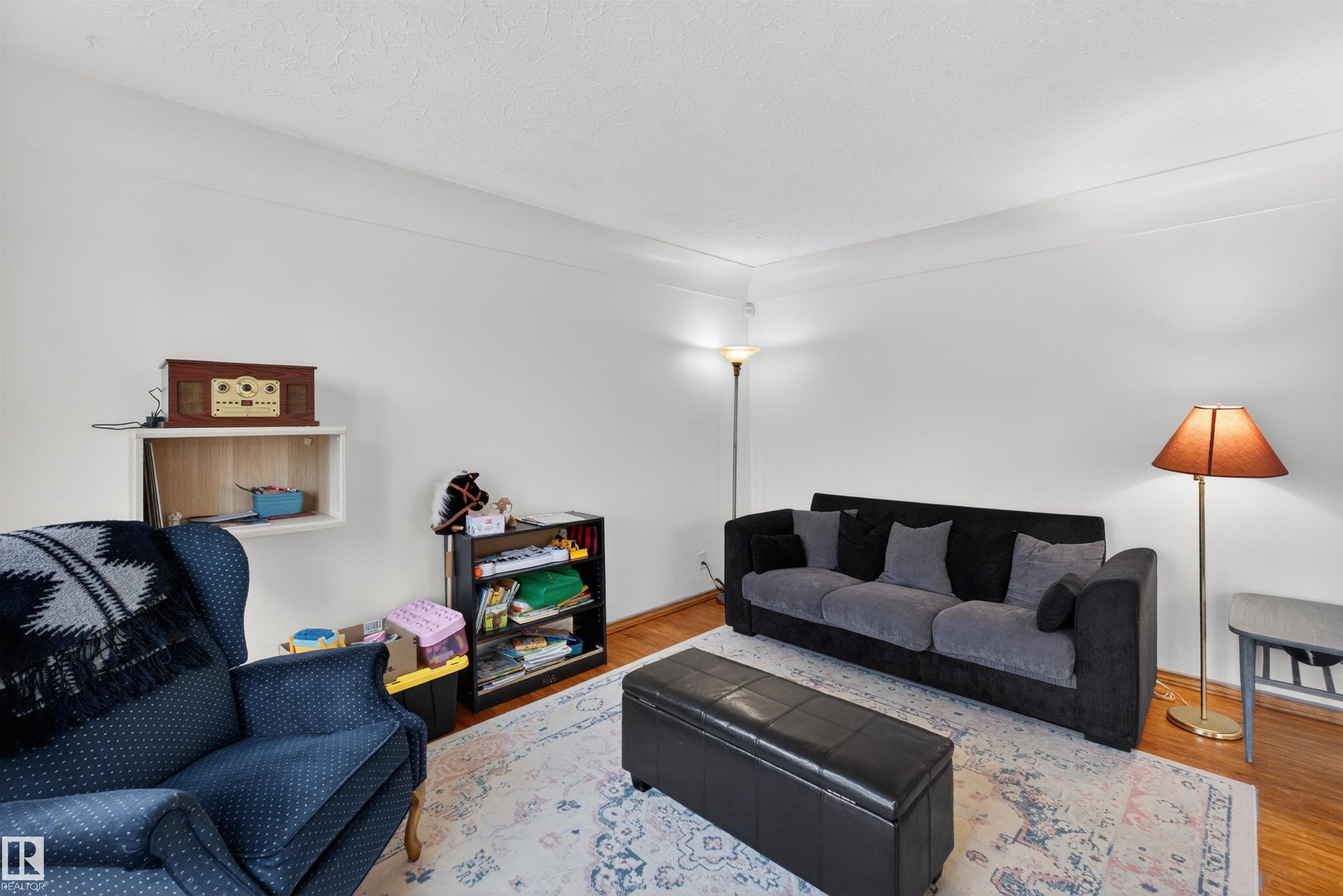 Photo 8 at 10651 66 Avenue NW, Allendale, Edmonton