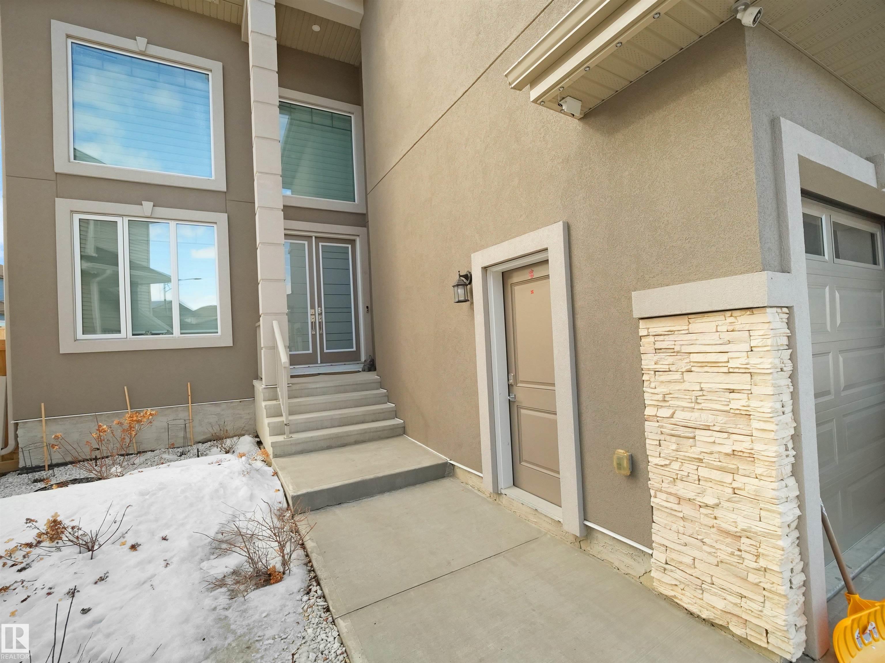 Photo 11 at 1208 25 Street NW, Laurel, Edmonton