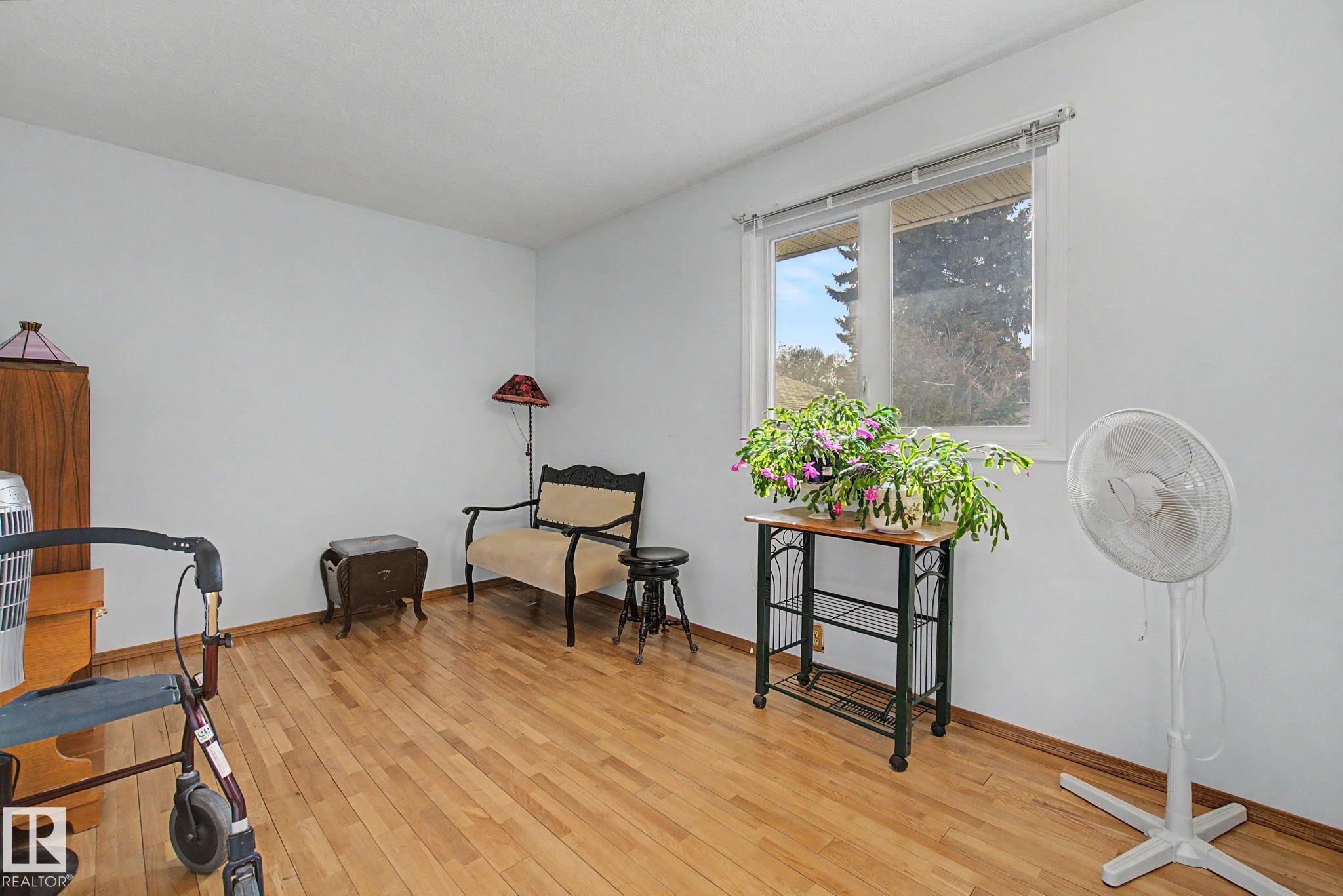 Photo 28 at 42 Hawkins Crescent, Westboro, Sherwood Park
