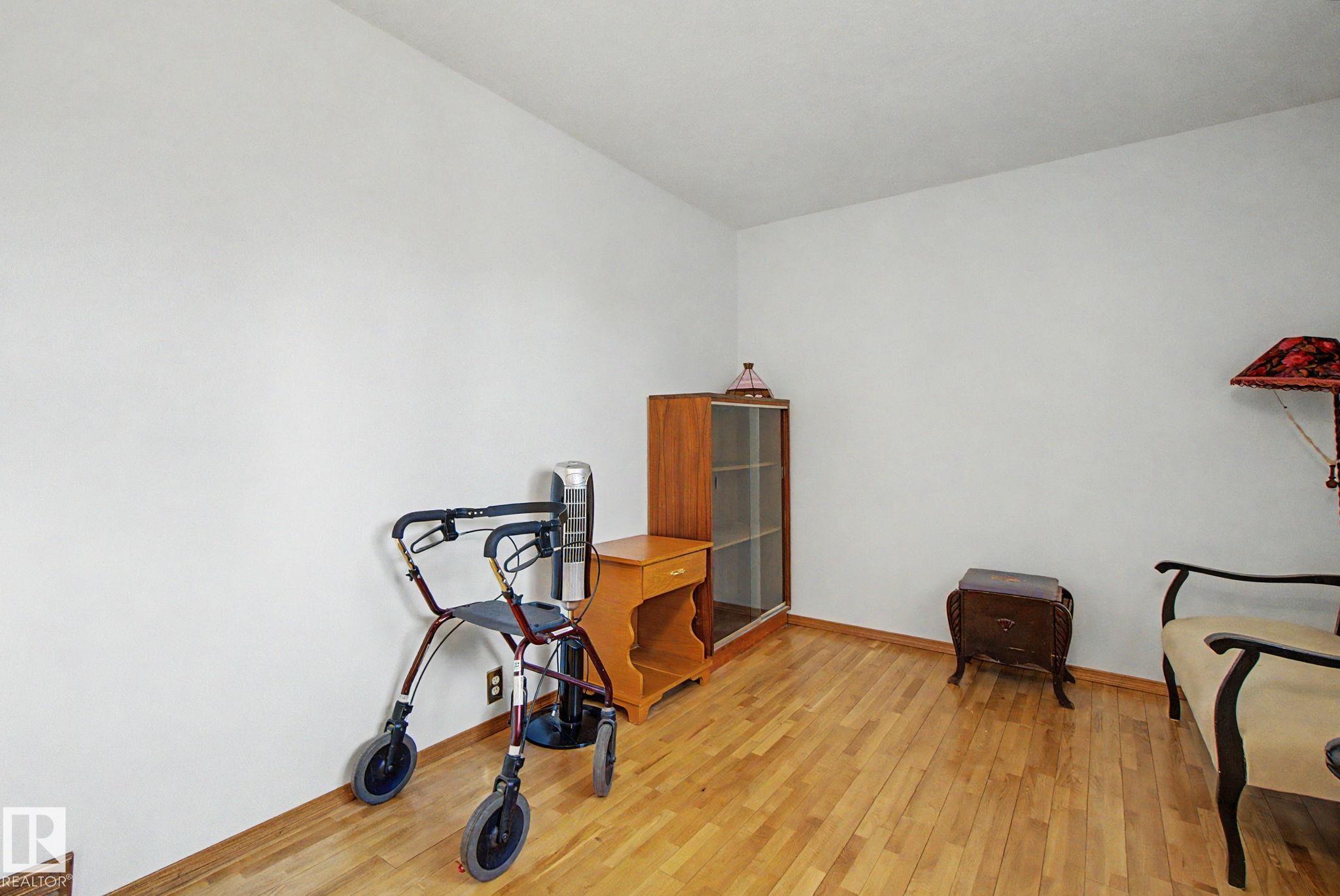Photo 29 at 42 Hawkins Crescent, Westboro, Sherwood Park