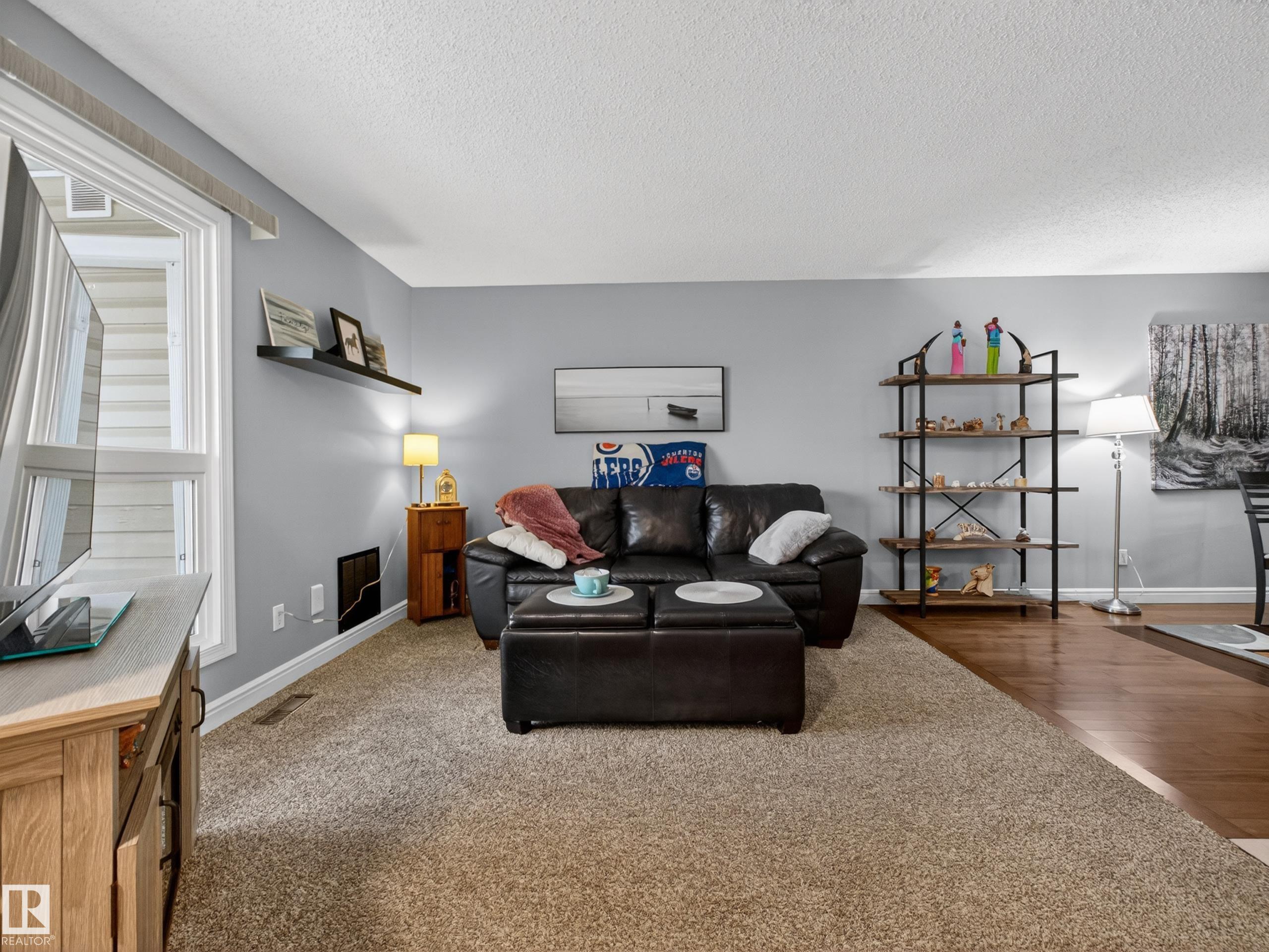 https://zimg.paragon.ice.com/ParagonImages/Property/PM/RAE/225401174/22/0/0/751b73bebf733ef5a4469010a78cbf6b/1/015e5952aeefcf4f4ba2a063d7ab8b26/225401174-287a1cb4-de9b-48d5-8636-51abbb150d86.JPG