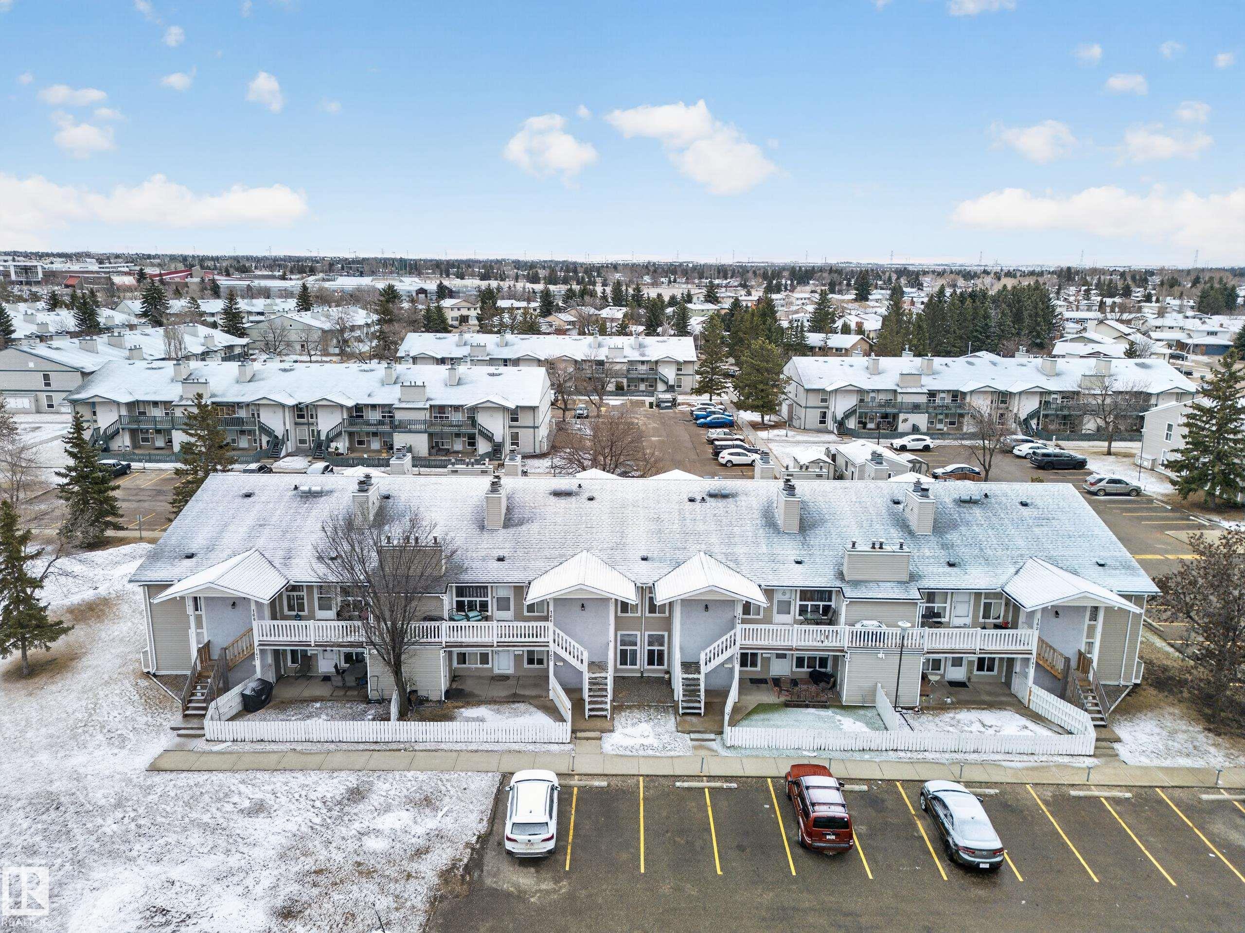 https://zimg.paragon.ice.com/ParagonImages/Property/PM/RAE/225401174/49/0/0/7d790f3d9ebc99a02a40d725dd3ff6f7/1/015e5952aeefcf4f4ba2a063d7ab8b26/225401174-73be9295-0c6a-4fbb-b50c-aa7c30cc678d.JPG