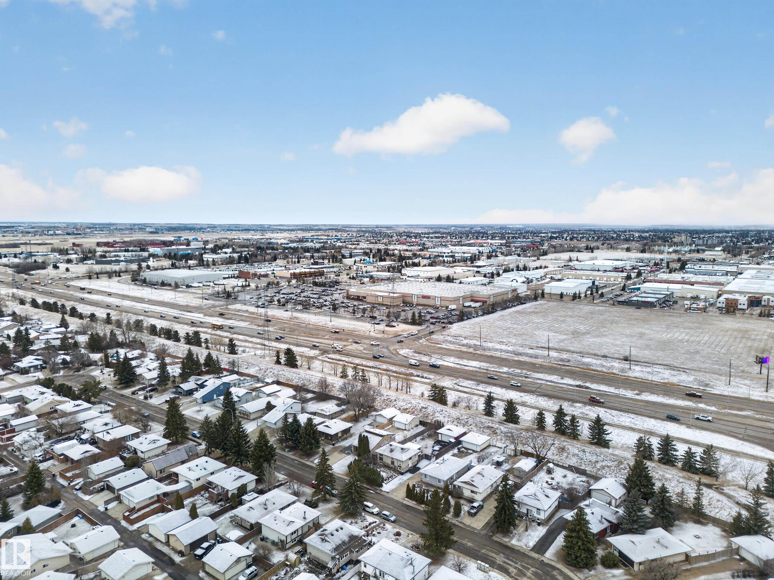 https://zimg.paragon.ice.com/ParagonImages/Property/PM/RAE/225401174/55/0/0/b9a25e27d9796325e245a46354d46fc7/1/015e5952aeefcf4f4ba2a063d7ab8b26/225401174-8fdf1206-1556-412f-9ac5-38c67185615a.JPG