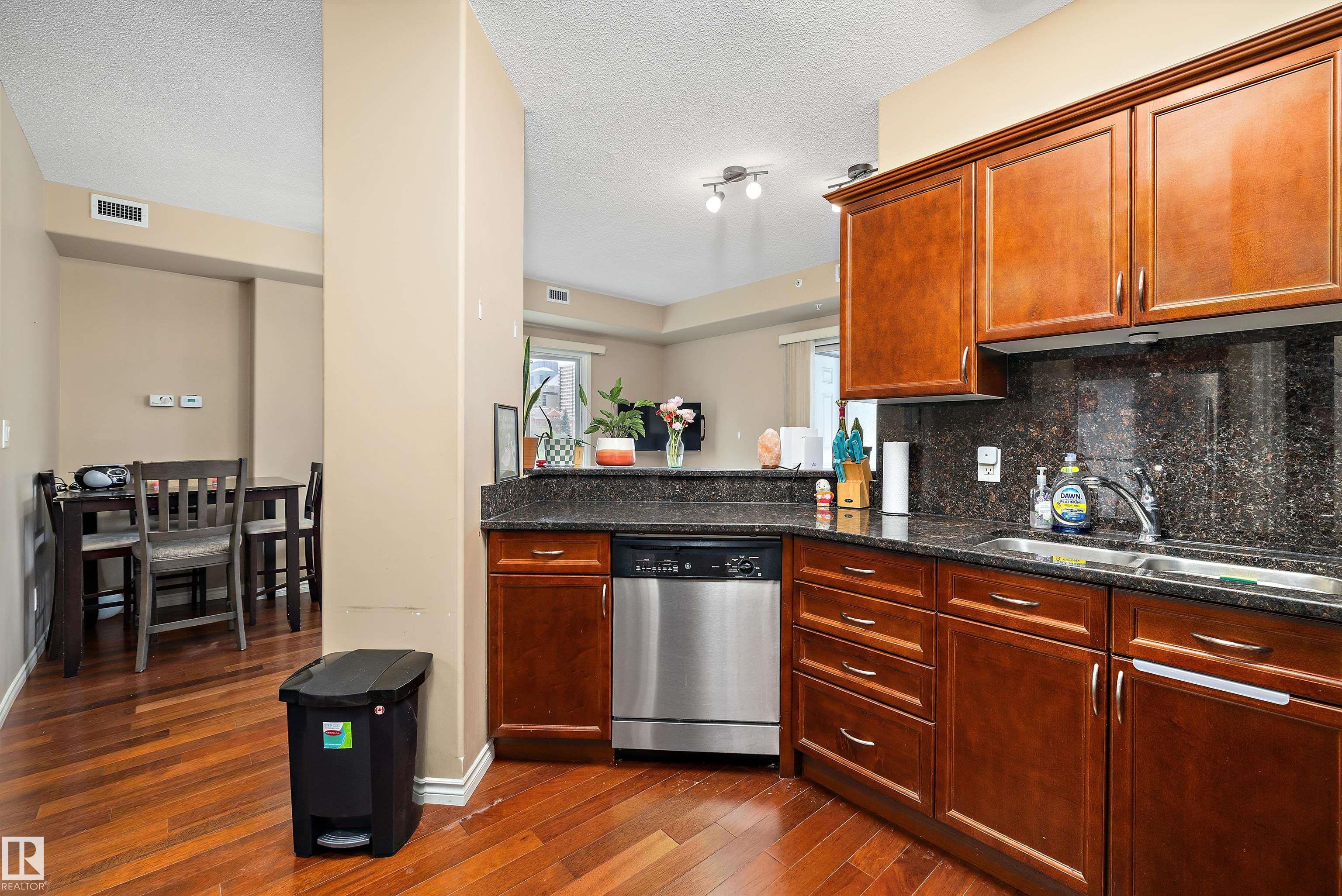 Photo 6 at 904 - 9707 106 Street NW, Downtown, Edmonton