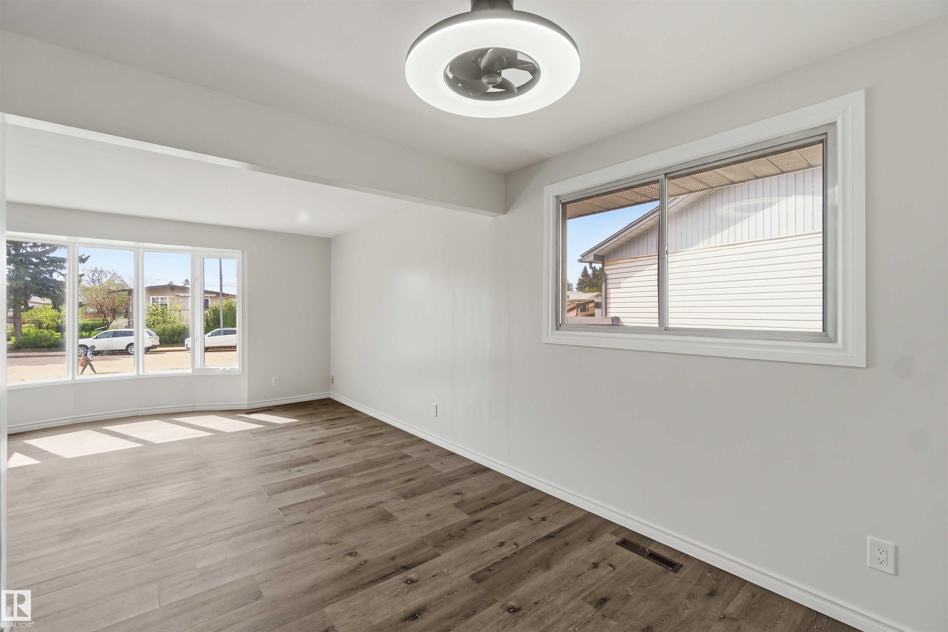 https://zimg.paragon.ice.com/ParagonImages/Property/PM/RAE/225401178/16/0/0/ee260da087af508e0e191c3cdc9e802a/1/945ff33046c20464e0bf84aa9402d1c3/225401178-d11f3582-f586-4a9c-af74-10b9b780e460.JPG