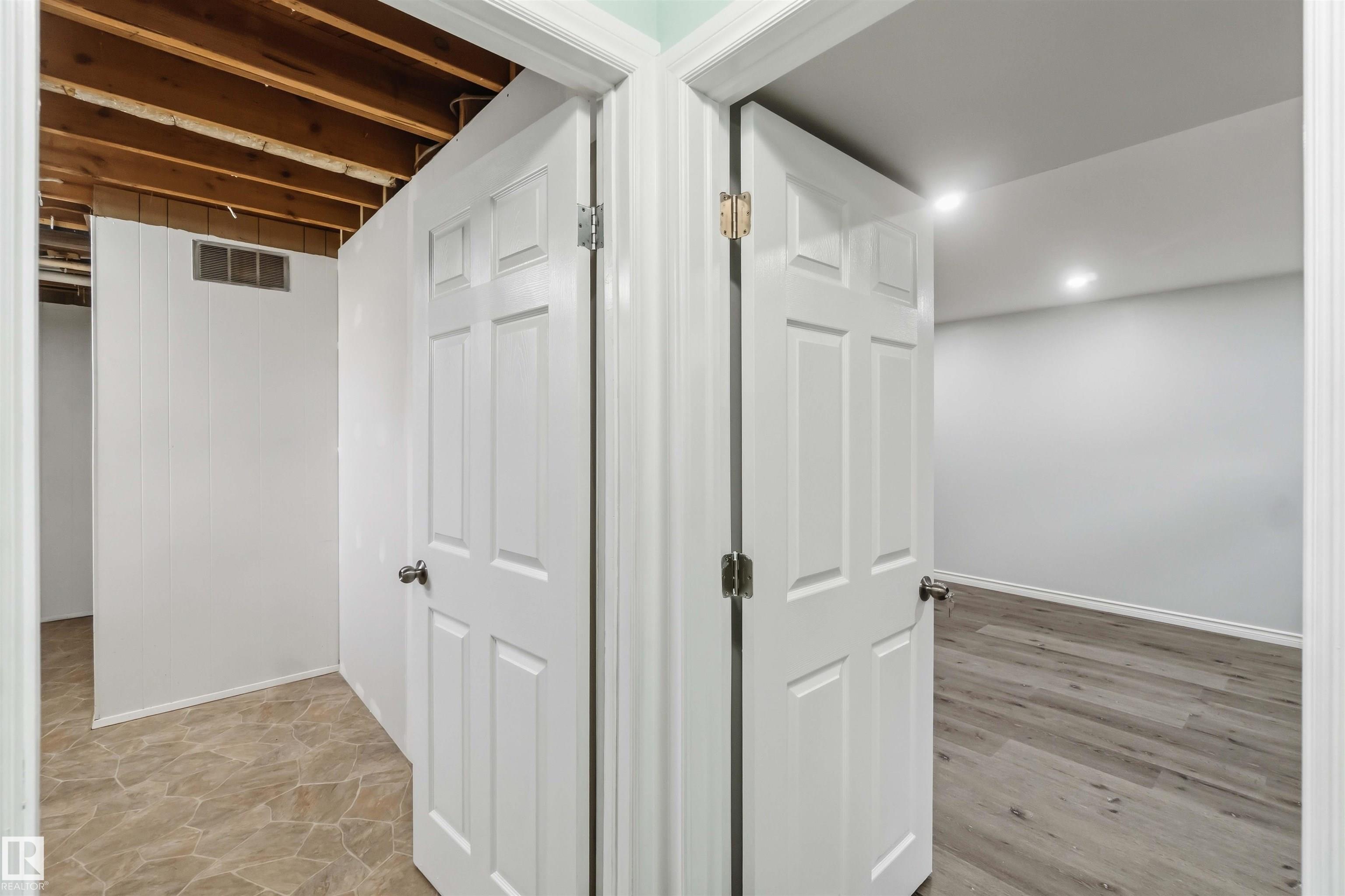 https://zimg.paragon.ice.com/ParagonImages/Property/PM/RAE/225401178/40/0/0/05d31334bfa20d3db69419c4636d495f/1/945ff33046c20464e0bf84aa9402d1c3/225401178-86629edd-2cd8-4f42-ae09-078fb69d7ccd.JPG
