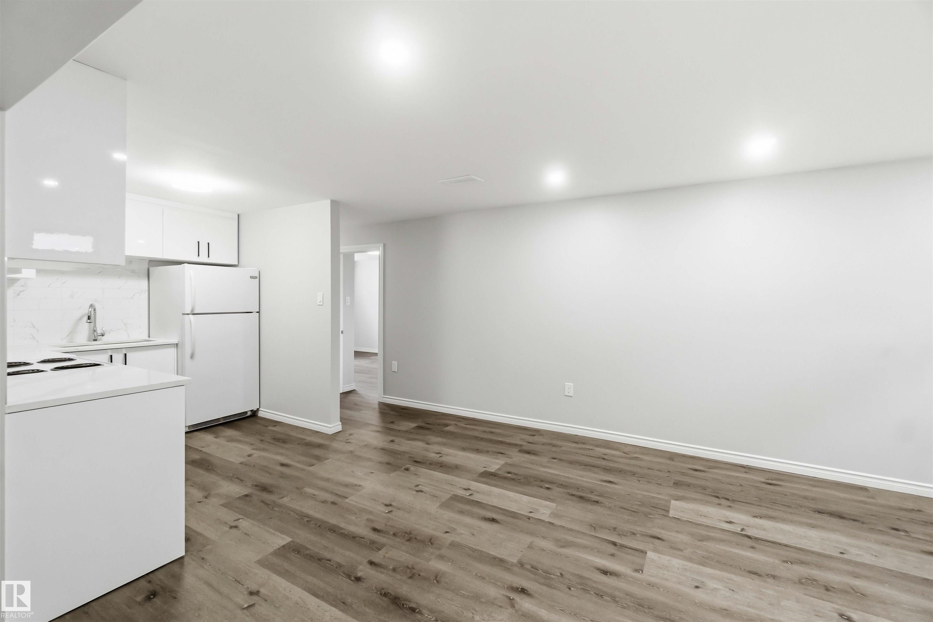 https://zimg.paragon.ice.com/ParagonImages/Property/PM/RAE/225401178/48/0/0/8e4b9d5d29ffb9a680c621c10a0afeb3/1/945ff33046c20464e0bf84aa9402d1c3/225401178-94b45ba4-7265-4e36-b3cb-84893ca3d299.JPG