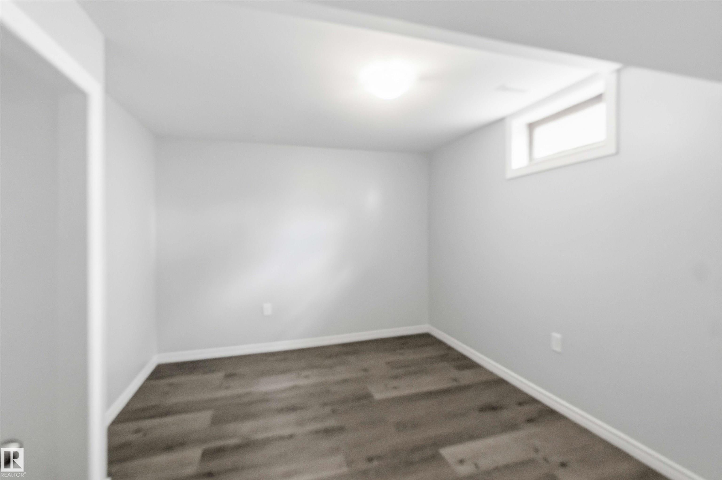 https://zimg.paragon.ice.com/ParagonImages/Property/PM/RAE/225401178/54/0/0/a8d21f4060281c7b0047ed29bcd1ed01/1/945ff33046c20464e0bf84aa9402d1c3/225401178-3f2e349b-8dcf-43c2-85b7-ade60e47d054.JPG