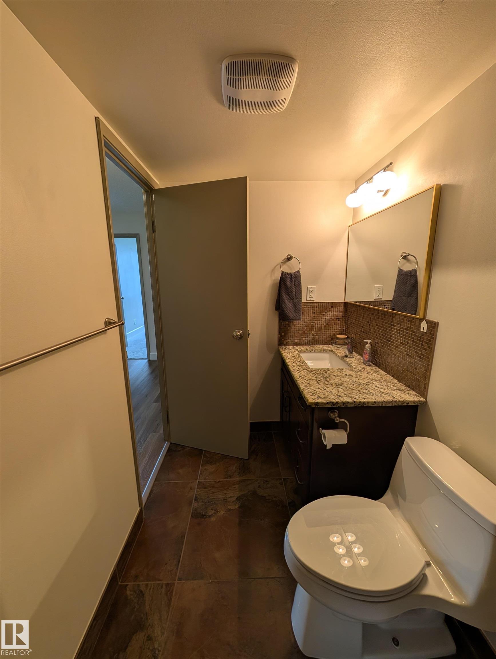 Photo 14 at 705 - 12141 Jasper Avenue NW, Wîhkwêntôwin, Edmonton