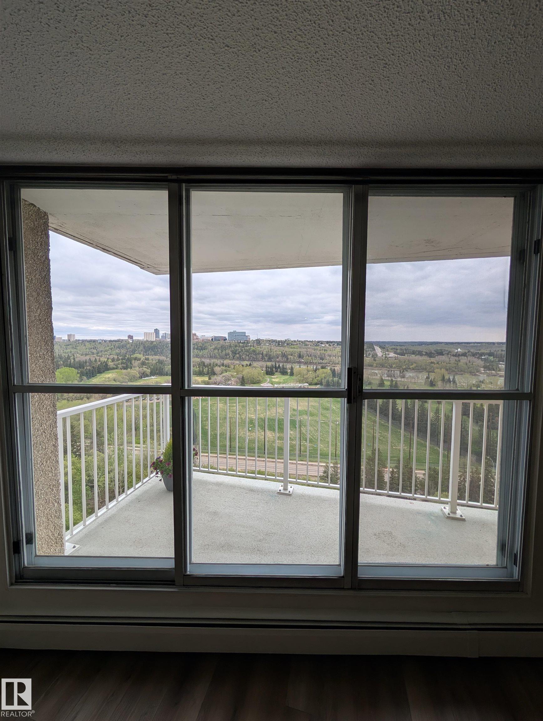 Photo 29 at 705 - 12141 Jasper Avenue NW, Wîhkwêntôwin, Edmonton