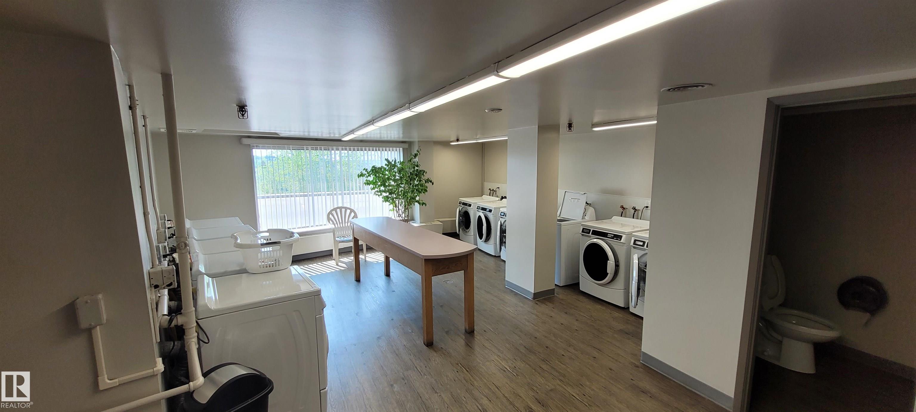 Photo 33 at 705 - 12141 Jasper Avenue NW, Wîhkwêntôwin, Edmonton