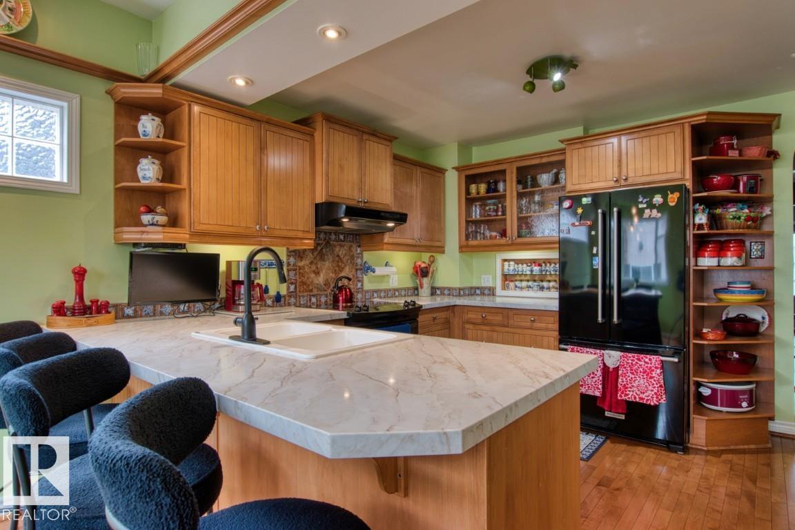 Photo 13 at 14014 106 Avenue NW, Glenora, Edmonton