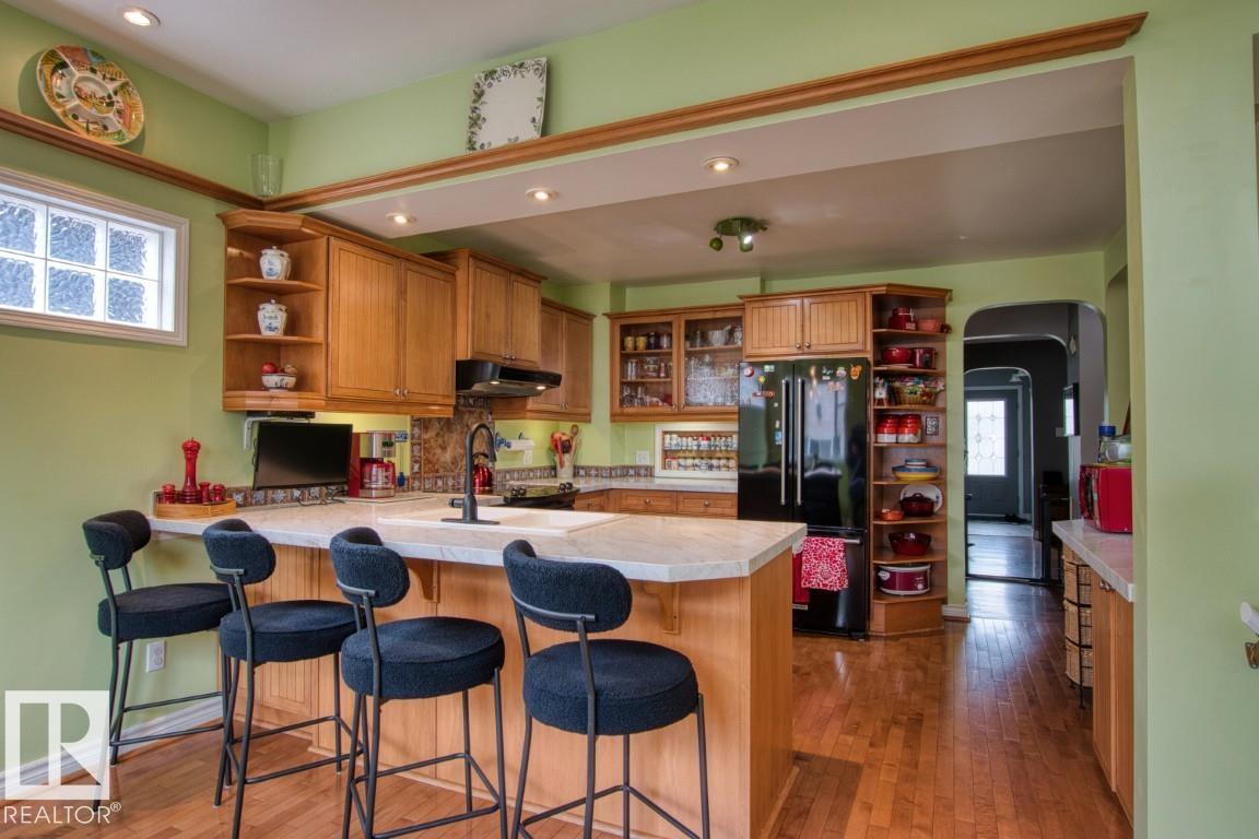 Photo 14 at 14014 106 Avenue NW, Glenora, Edmonton