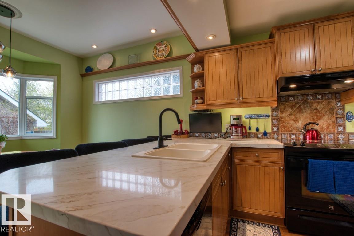 Photo 15 at 14014 106 Avenue NW, Glenora, Edmonton