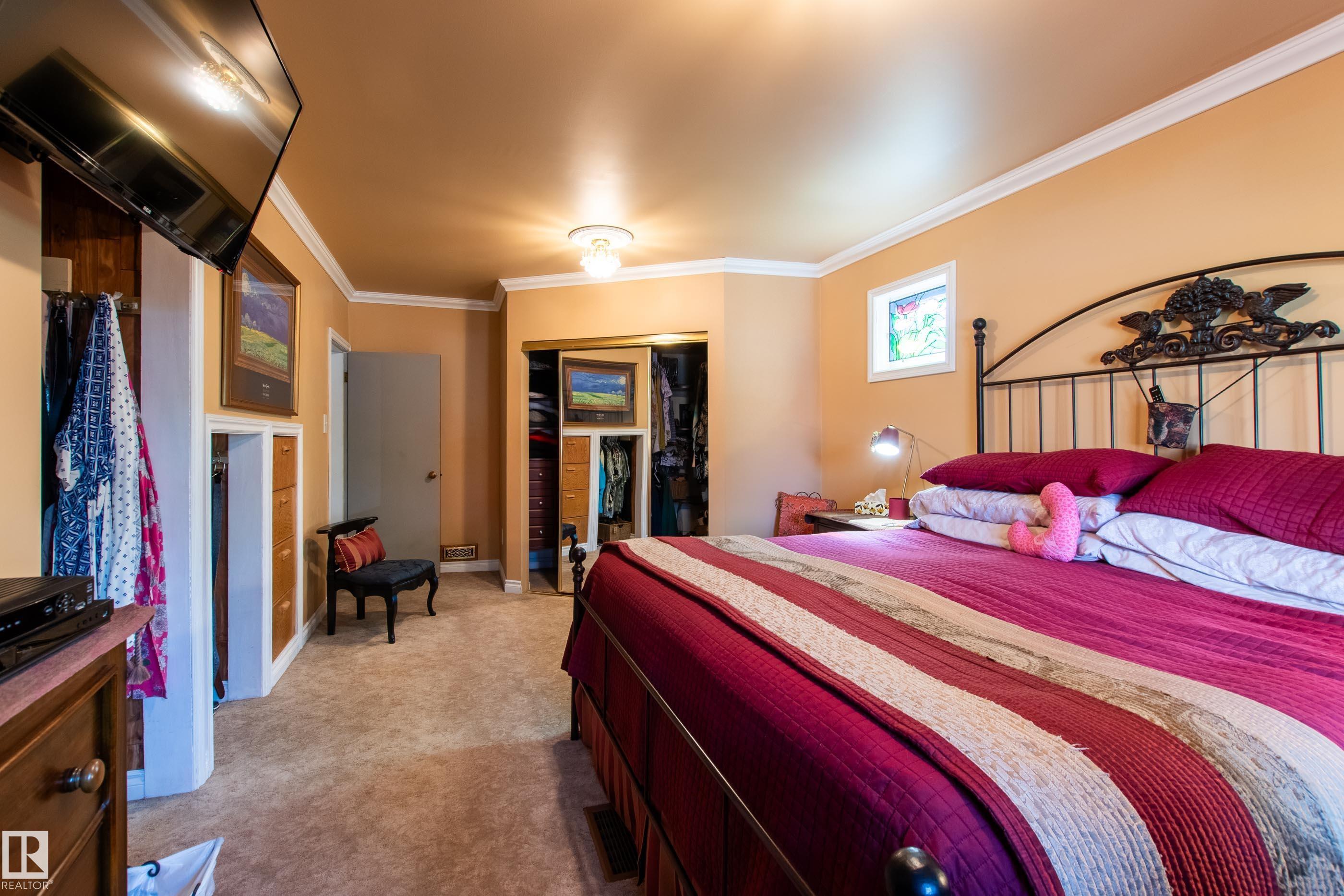 Photo 20 at 14014 106 Avenue NW, Glenora, Edmonton