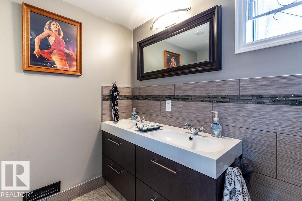 Photo 33 at 14014 106 Avenue NW, Glenora, Edmonton