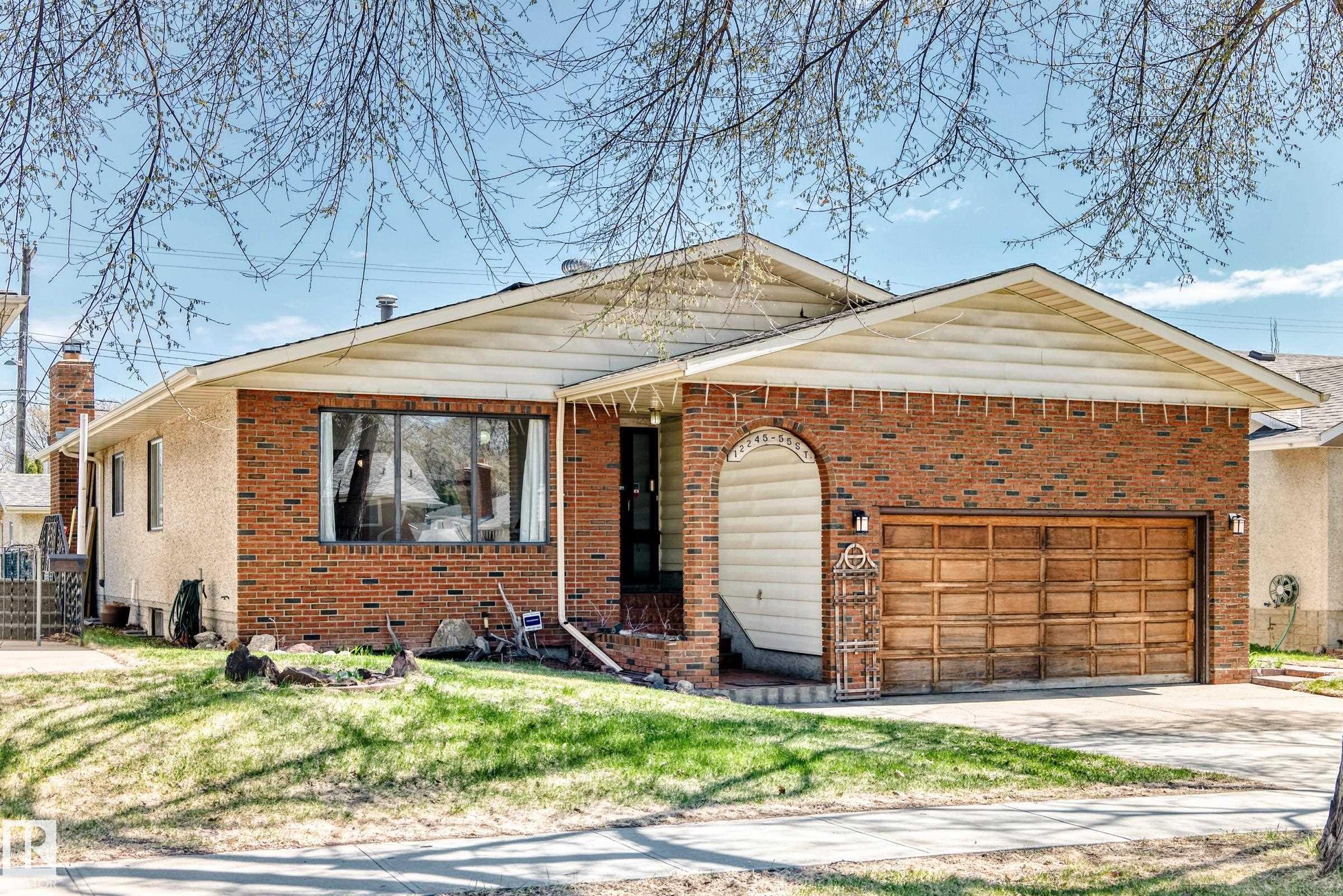 12245 55 Street NW, Newton, Edmonton