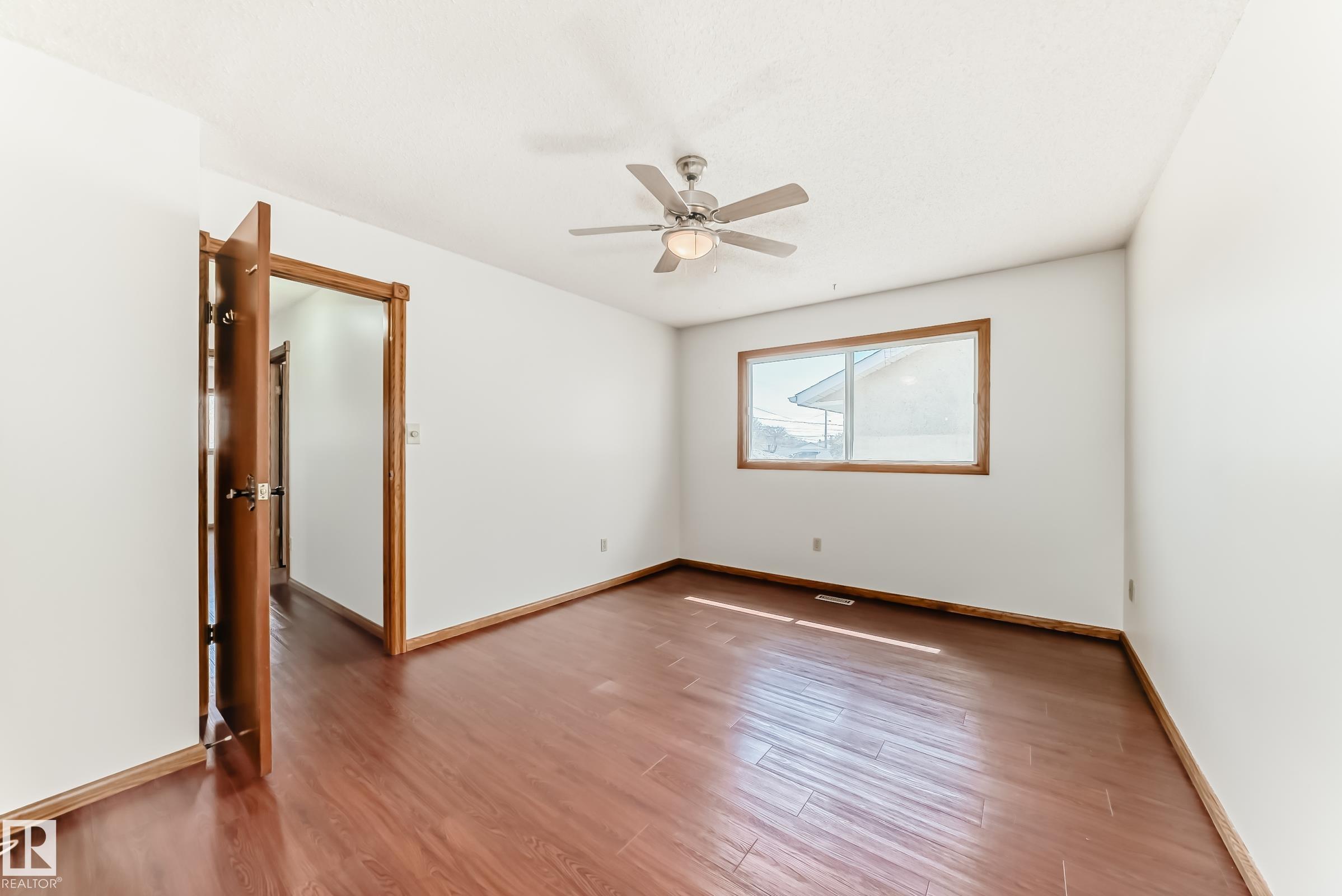 Photo 18 at 12245 55 Street NW, Newton, Edmonton