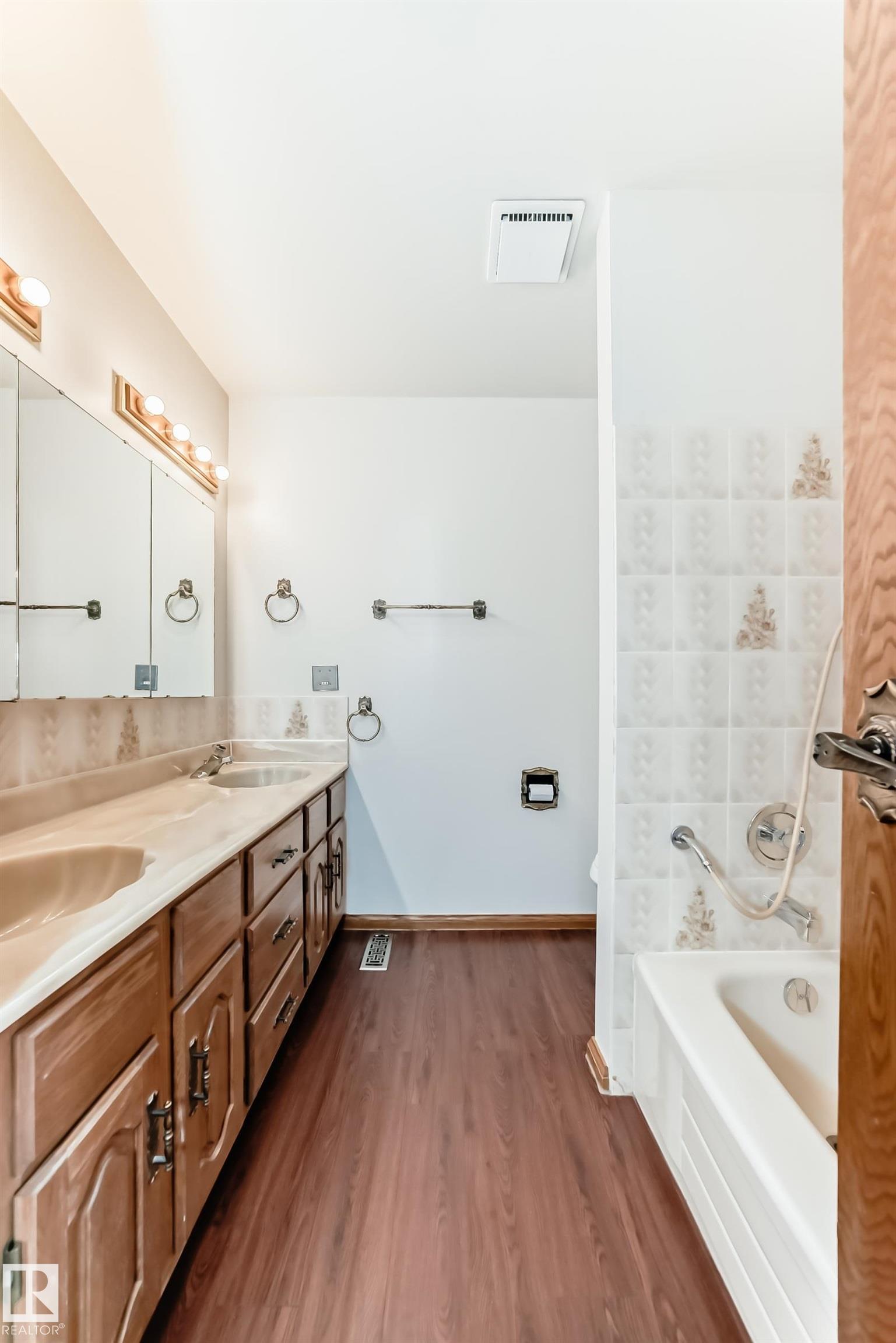 Photo 27 at 12245 55 Street NW, Newton, Edmonton