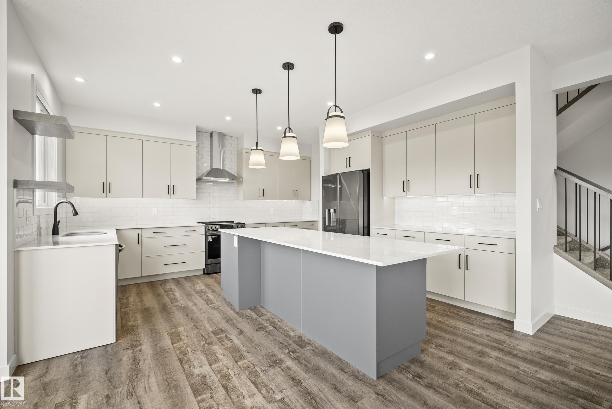 Photo 11 at 31 Prescott Close, Prescott, Spruce Grove