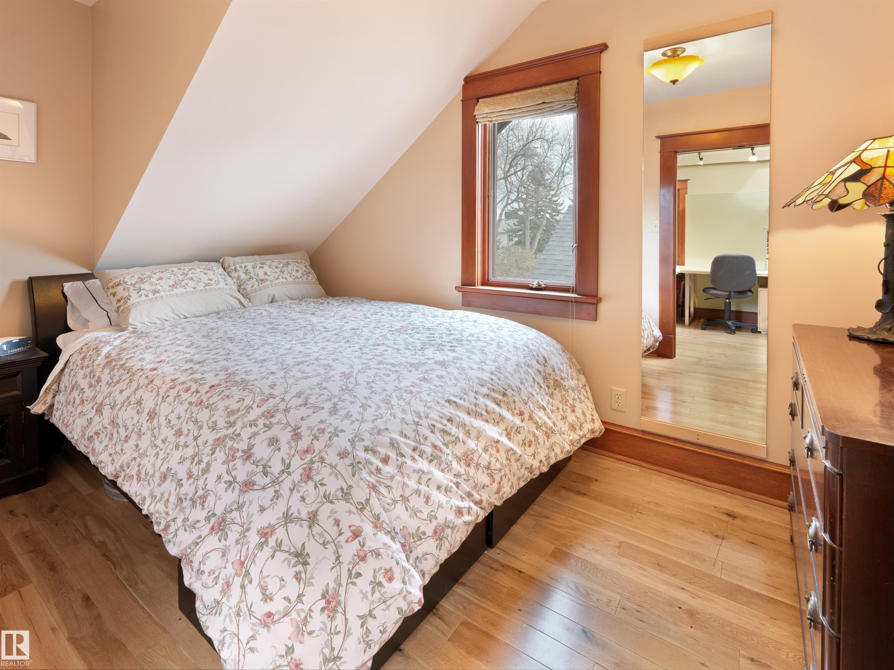 https://zimg.paragon.ice.com/ParagonImages/Property/PM/RAE/225401192/26/0/0/cf10dd0151b5652ae2ce2912842b8c75/1/152faed4d25b83115a6ed47399de881a/225401192-87f3c239-8f47-413a-8e5d-d7171957bb0b.JPG