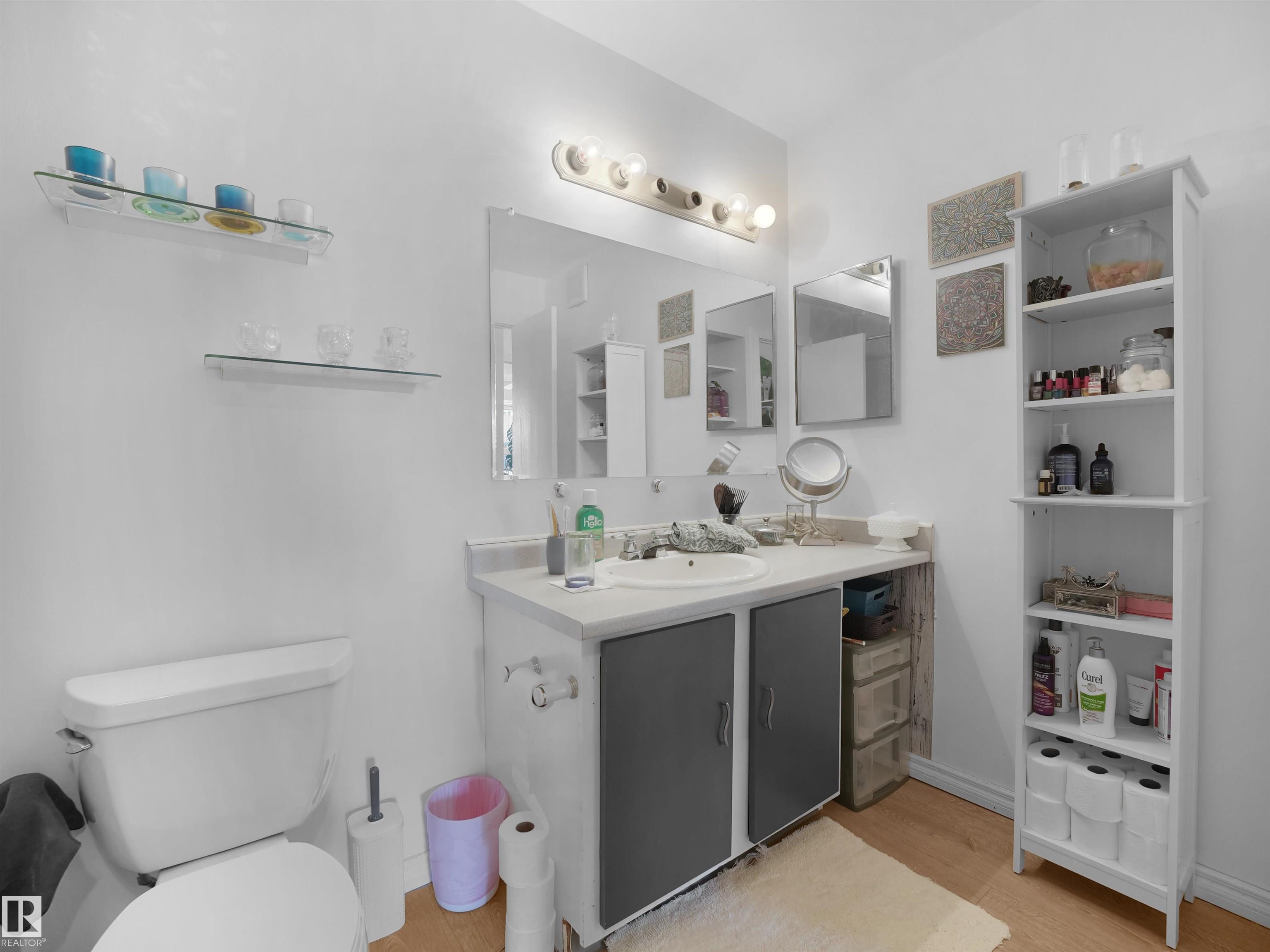 https://zimg.paragon.ice.com/ParagonImages/Property/PM/RAE/225401196/20/0/0/87f78a92f0015fdb181021a9594d4560/1/5cbfd63b7bead4de230dba1c84793318/225401196-35c5599e-eda4-428c-b9bb-d851888820bf.JPG