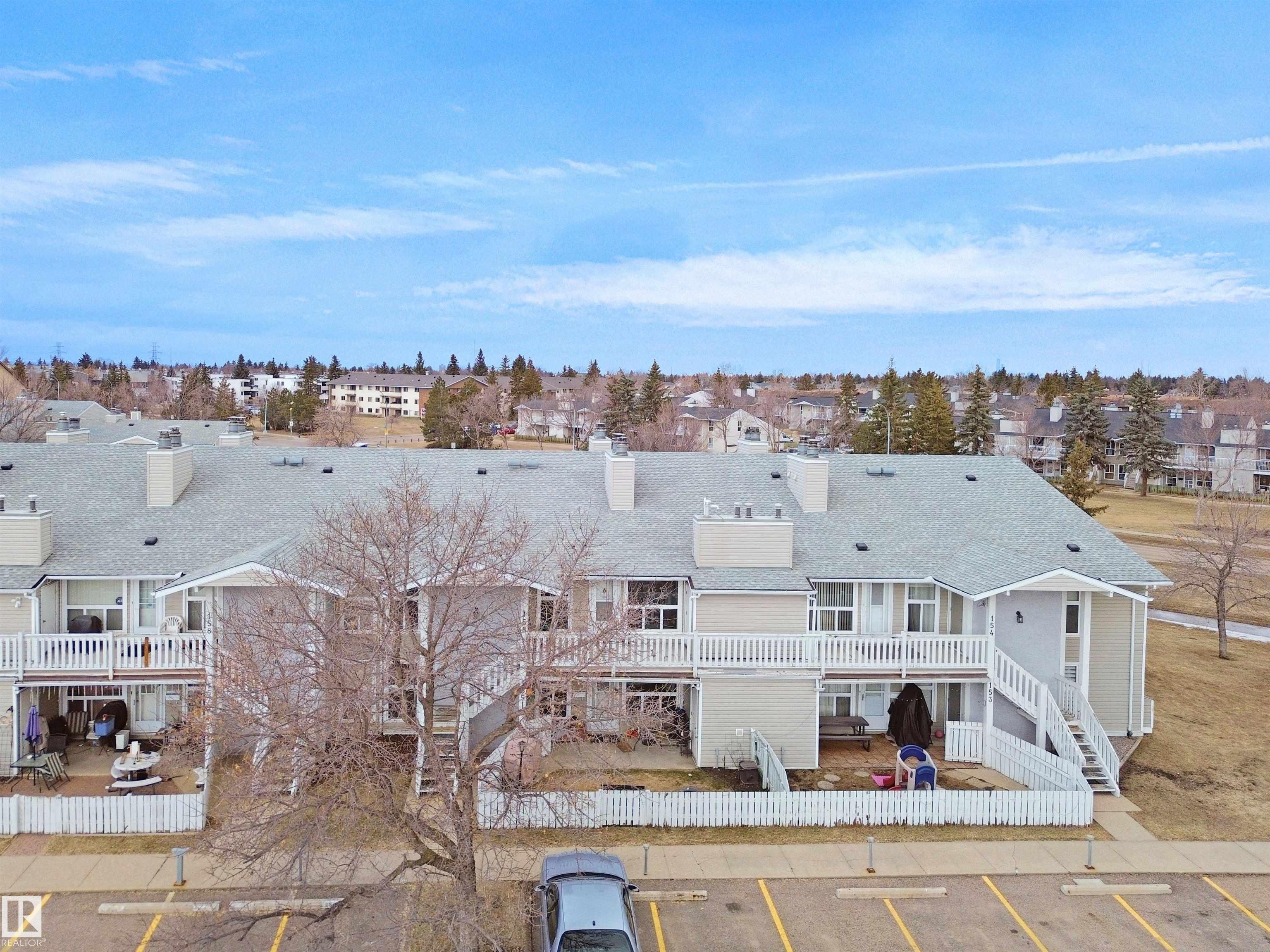 https://zimg.paragon.ice.com/ParagonImages/Property/PM/RAE/225401196/24/0/0/b29616489201f4426b0bec39e86f3f22/1/5cbfd63b7bead4de230dba1c84793318/225401196-2517e898-6d21-47b4-a1c0-3a7b407edf1b.JPG