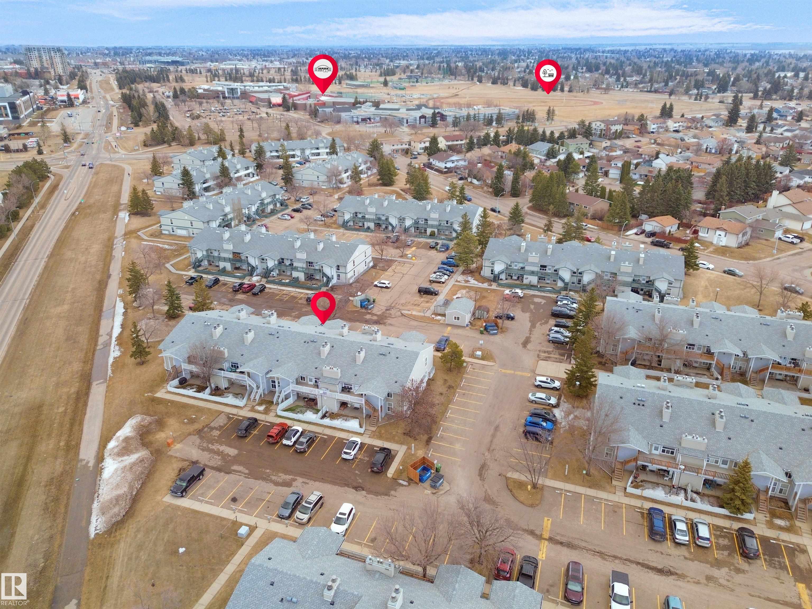 https://zimg.paragon.ice.com/ParagonImages/Property/PM/RAE/225401196/27/0/0/a3525599bac43d30df999253a32ee76c/1/5cbfd63b7bead4de230dba1c84793318/225401196-6669248d-0b75-4081-9bd4-f08be5f7d48c.JPG