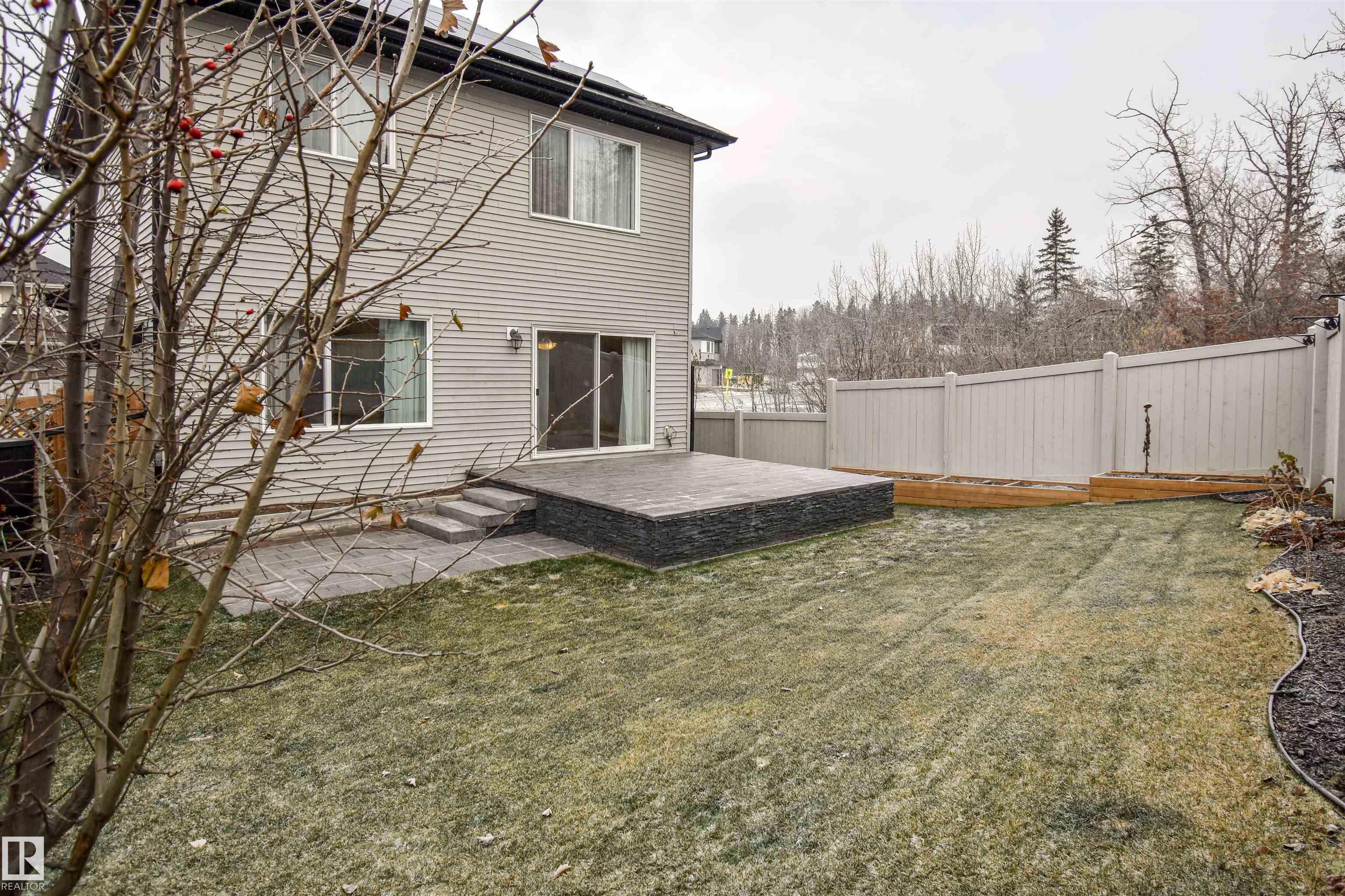 Photo 28 at 19 Meadowgrove Lane, McLaughlin, Spruce Grove