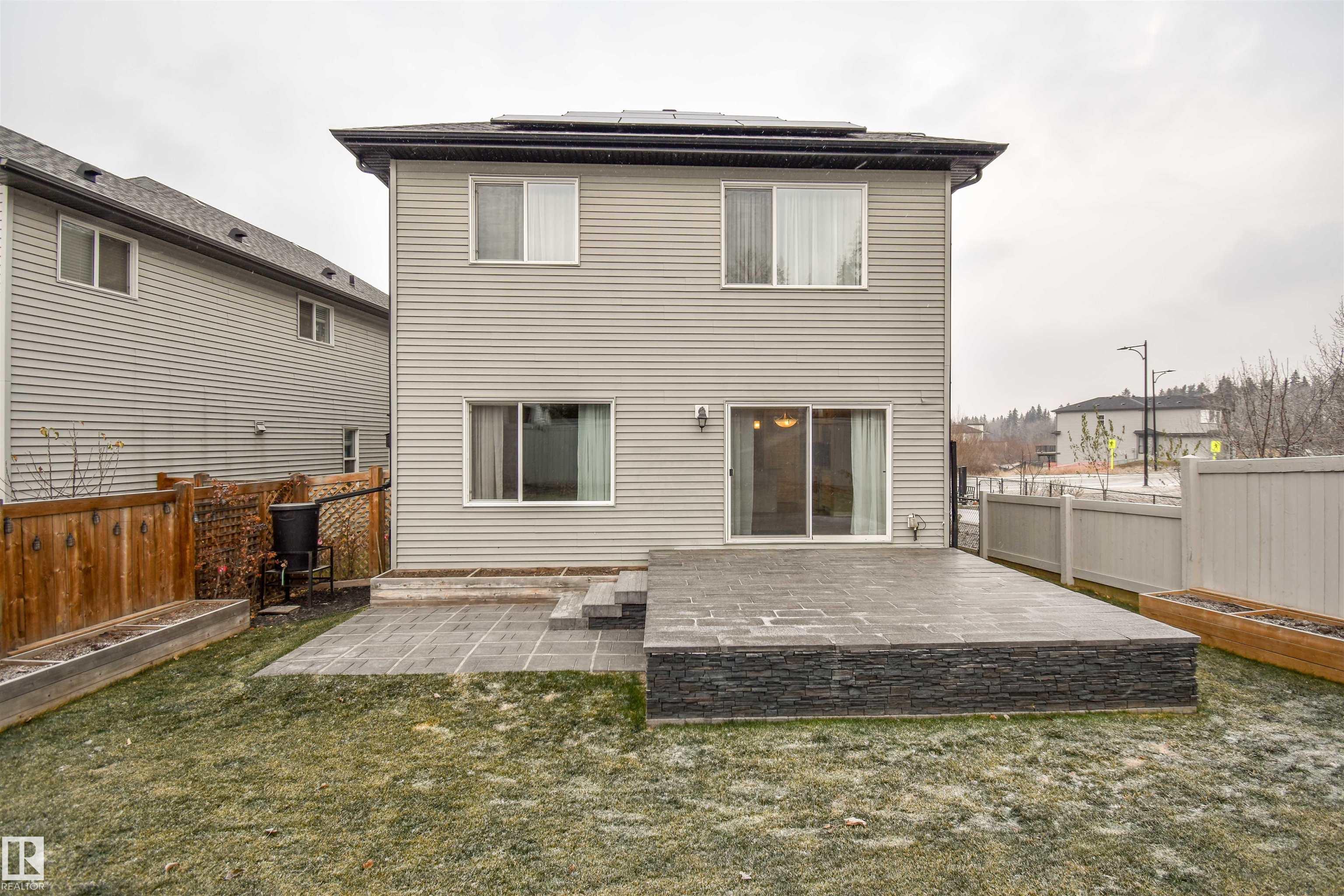 Photo 29 at 19 Meadowgrove Lane, McLaughlin, Spruce Grove