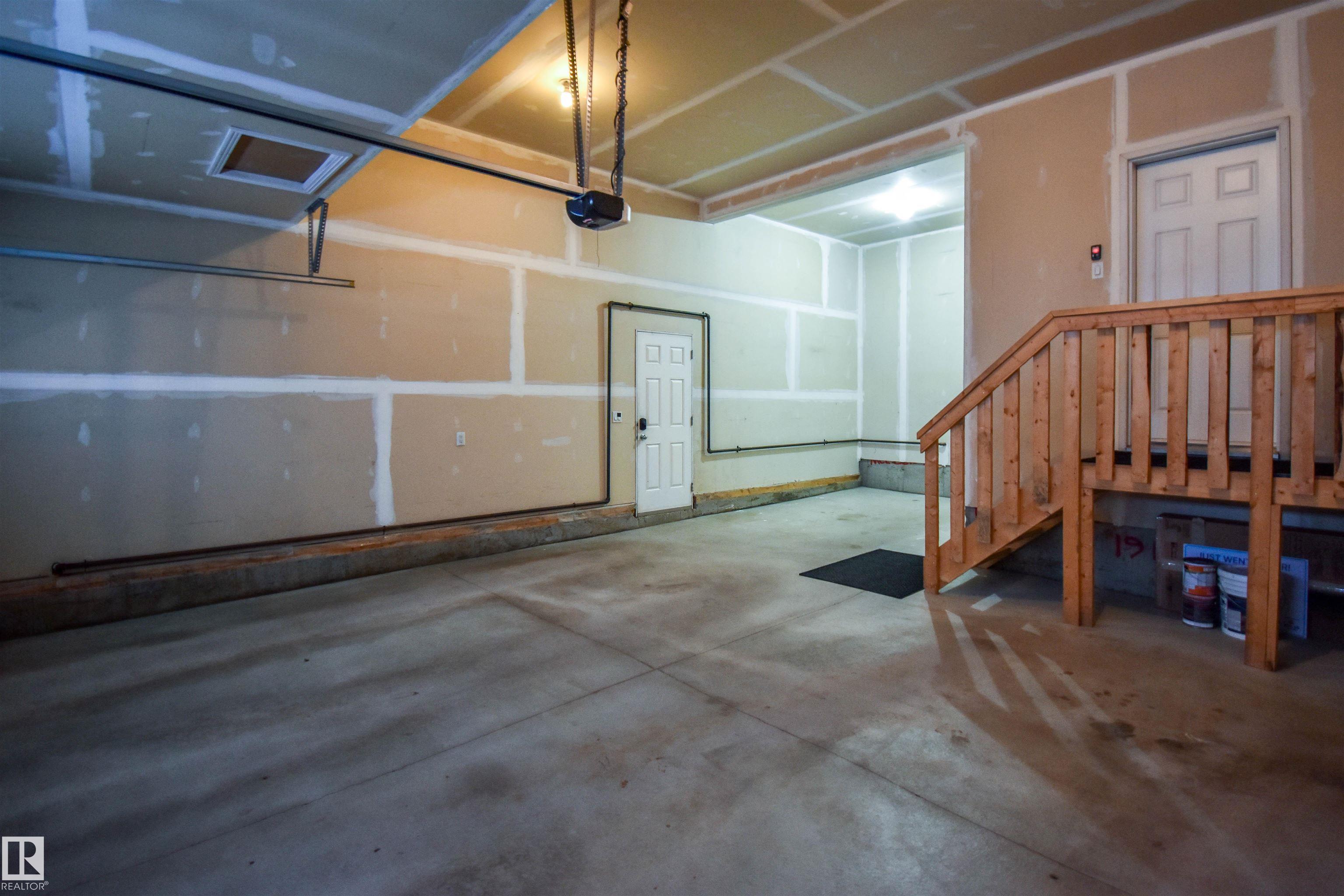 Photo 33 at 19 Meadowgrove Lane, McLaughlin, Spruce Grove