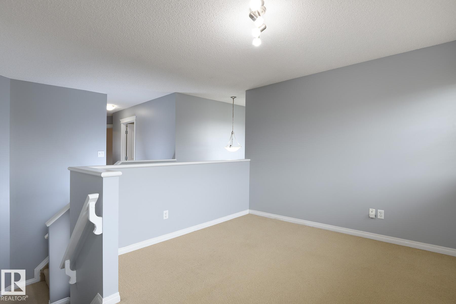 https://zimg.paragon.ice.com/ParagonImages/Property/PM/RAE/225401200/13/0/0/38df938379bdda136d3da33b343c01ec/1/bd72ddc985833eb3063c3acbc42ae1c9/225401200-8e56f3cd-9a4c-4265-9a1a-8d3521cad847.JPG